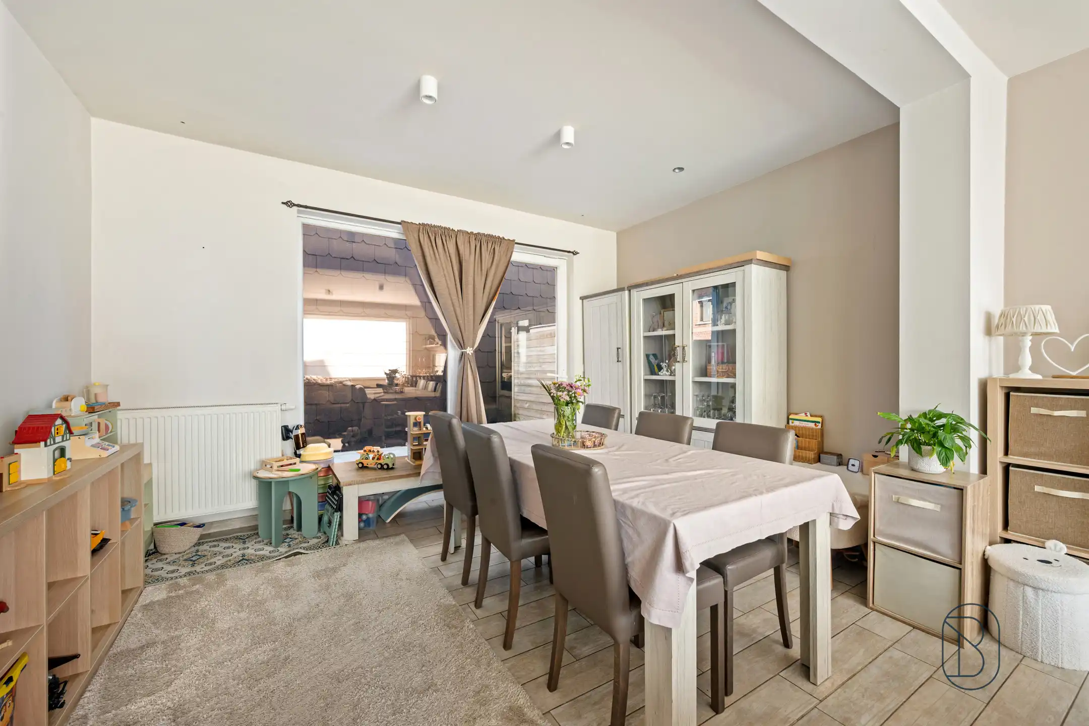 Charmante gerenoveerde woning met bijgebouw & oprit in Heule foto 6