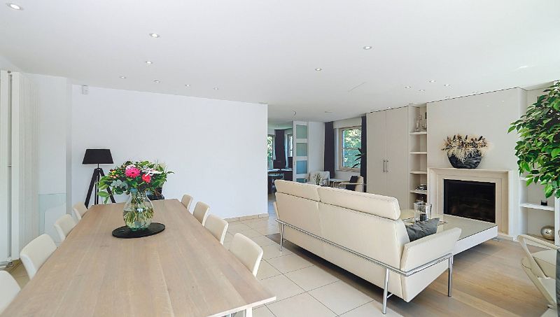 Zeer rustig gelegen villa van 330m² op 8a45ca met prachtige zuidgerichte tuin foto 10