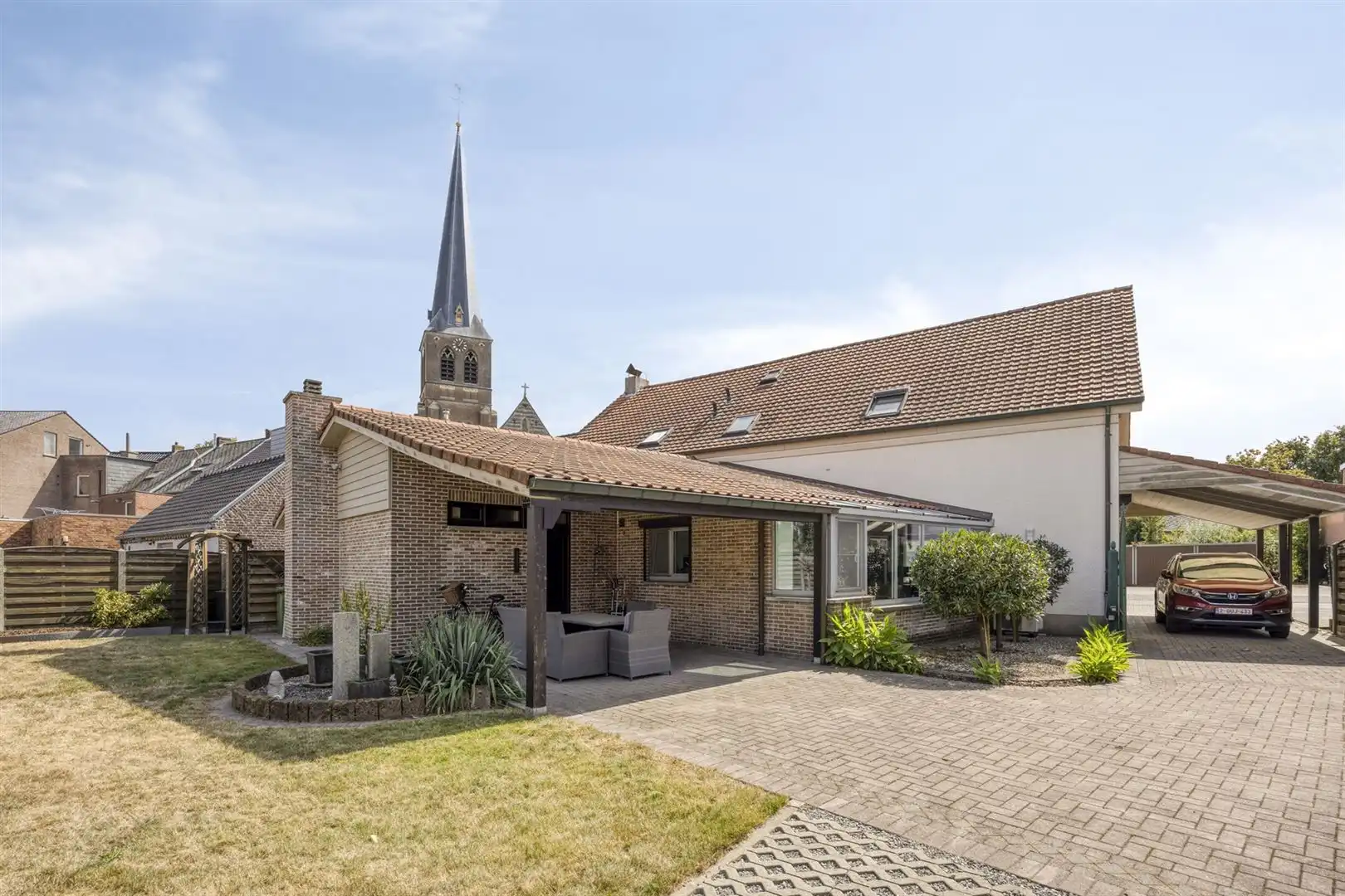 TE KOOP: Woning met handelsruimte en appartement in Eksel! foto 50