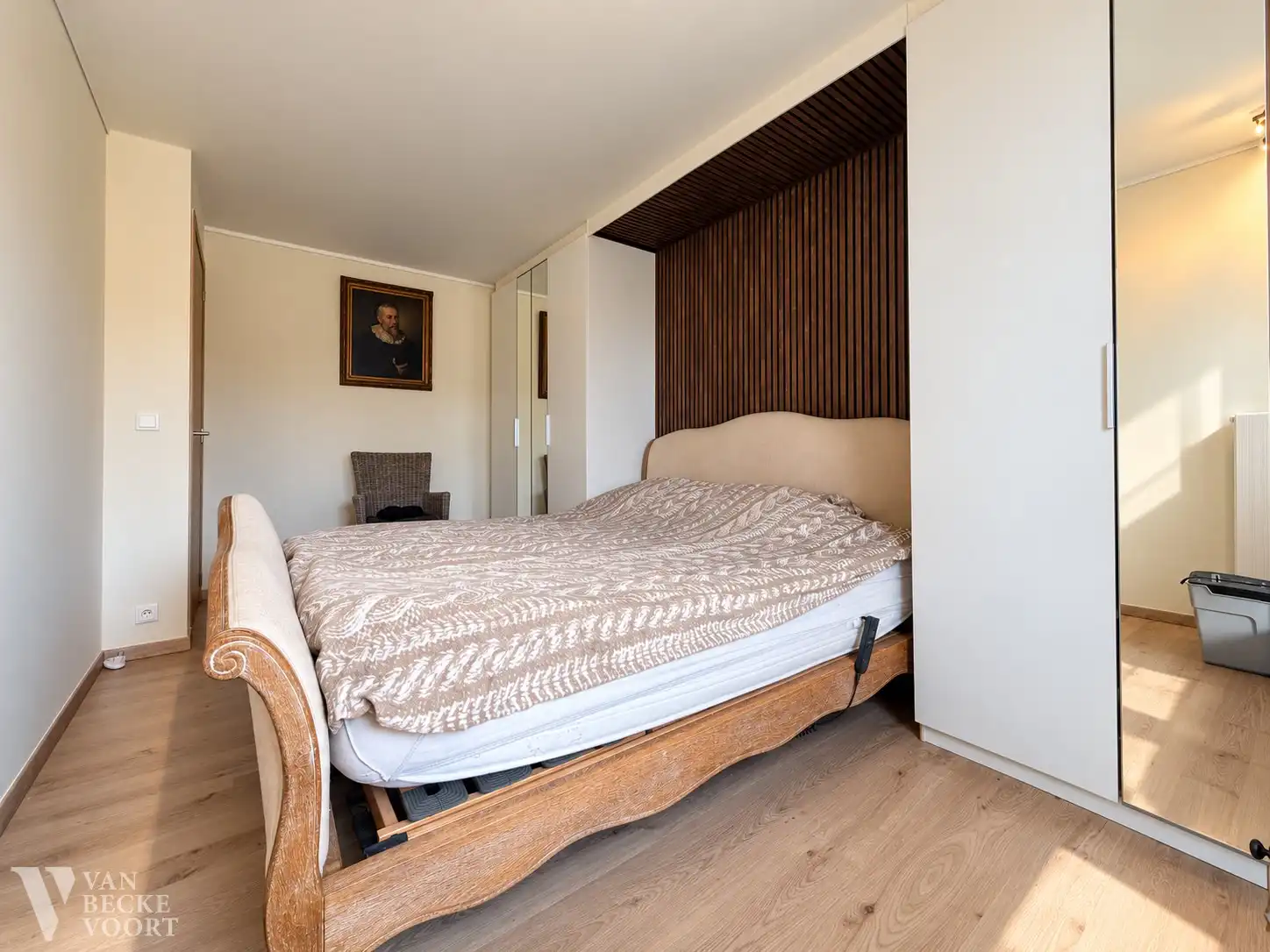 Ruim en lichtrijk appartement met 2 slaapkamers en uniek zonneterras foto 9