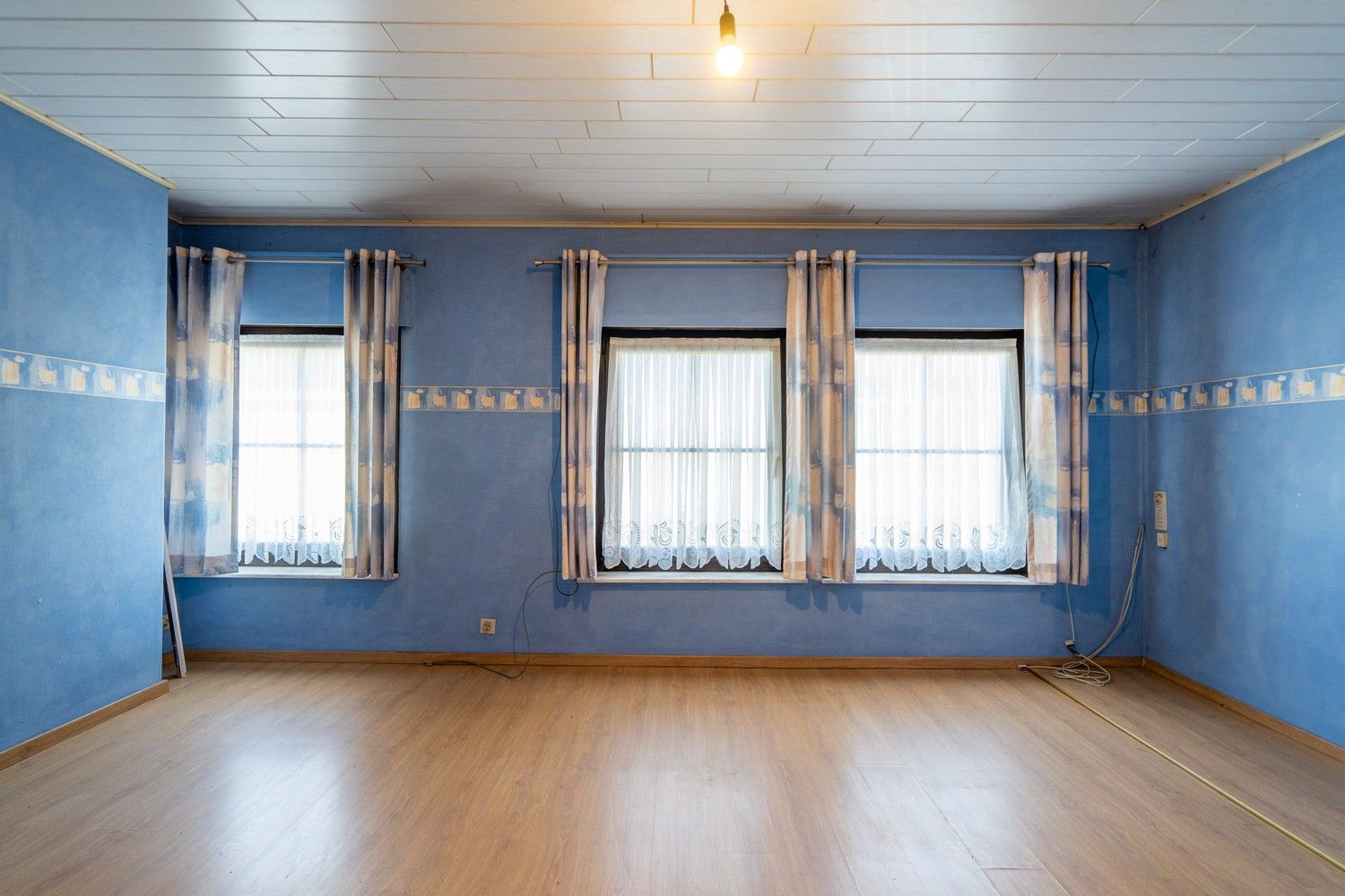 RUIME WONING MET UITWEG foto 18