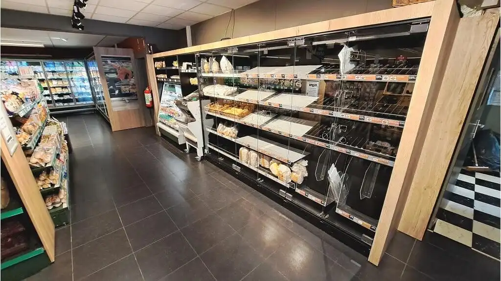 Overname instapklare buurtwinkel 400 m2 in Sint-Michiels Brugge foto 5