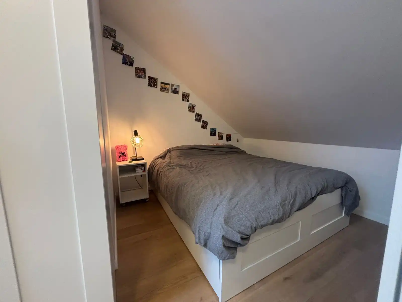 Ruime studentenkamer Centrum Leuven foto 3