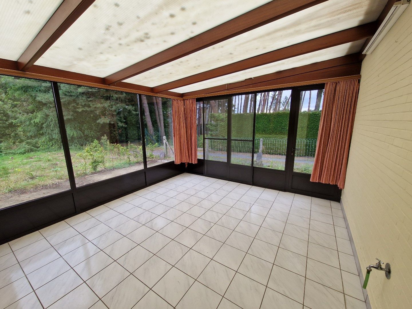 Te renoveren woning  met tuin en weide op 10a 84ca. foto 18