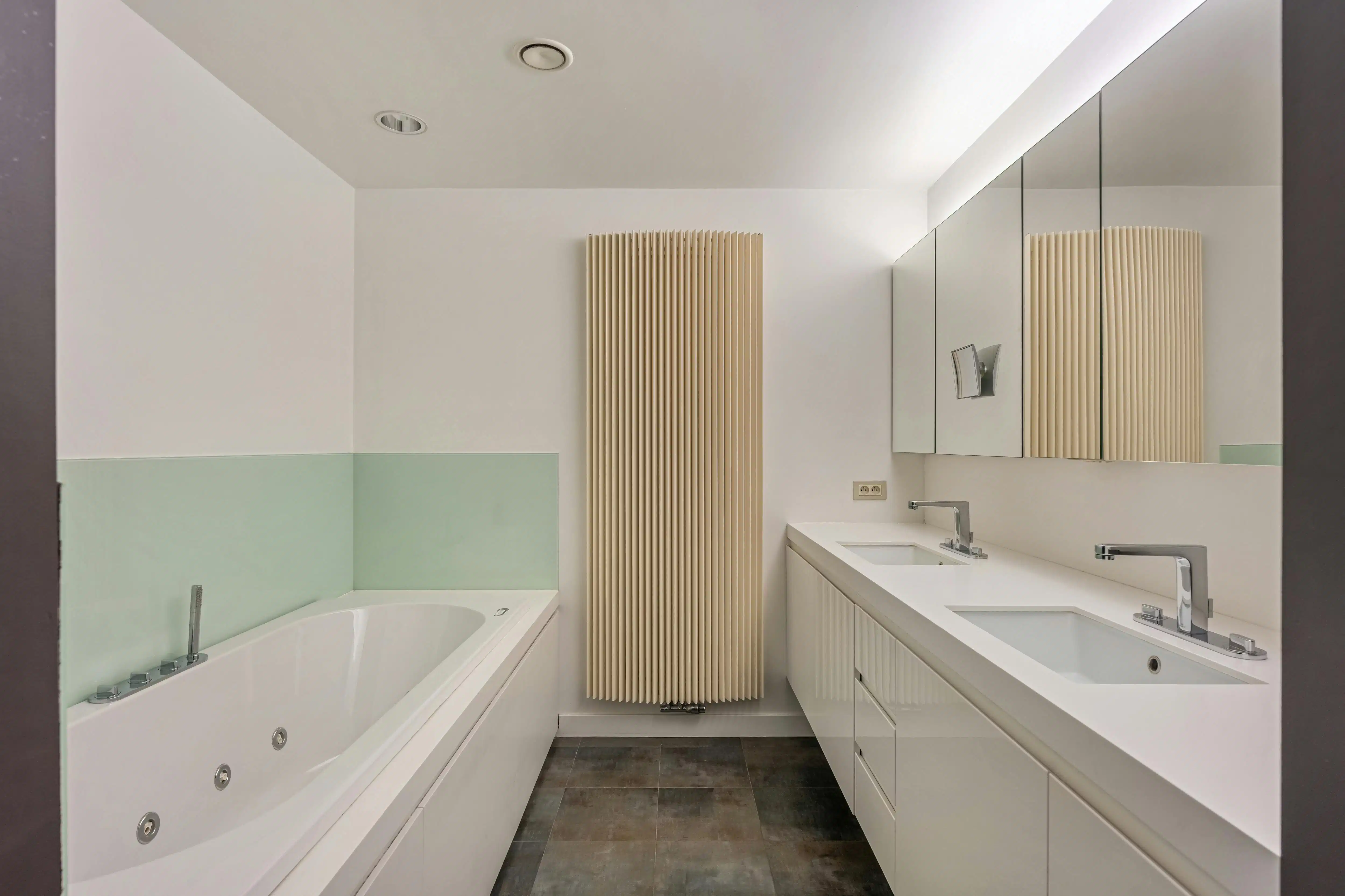  Exclusief hoekappartement aan het water met ruim zonneterras foto 24