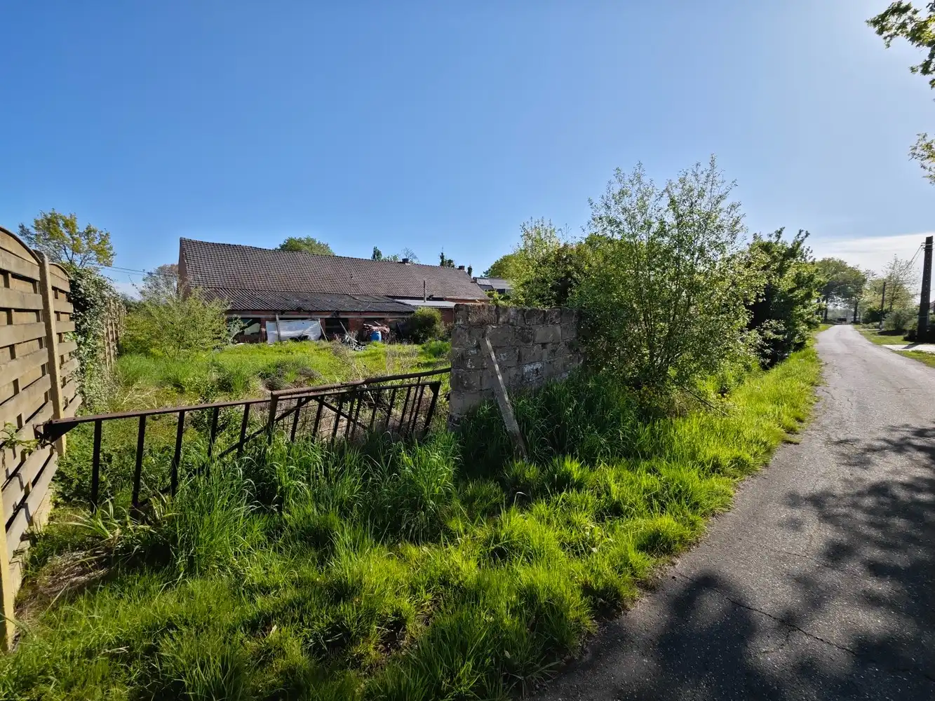 Te verkavelen perceel van 19a geschikt voor 3x open bebouwing foto 6