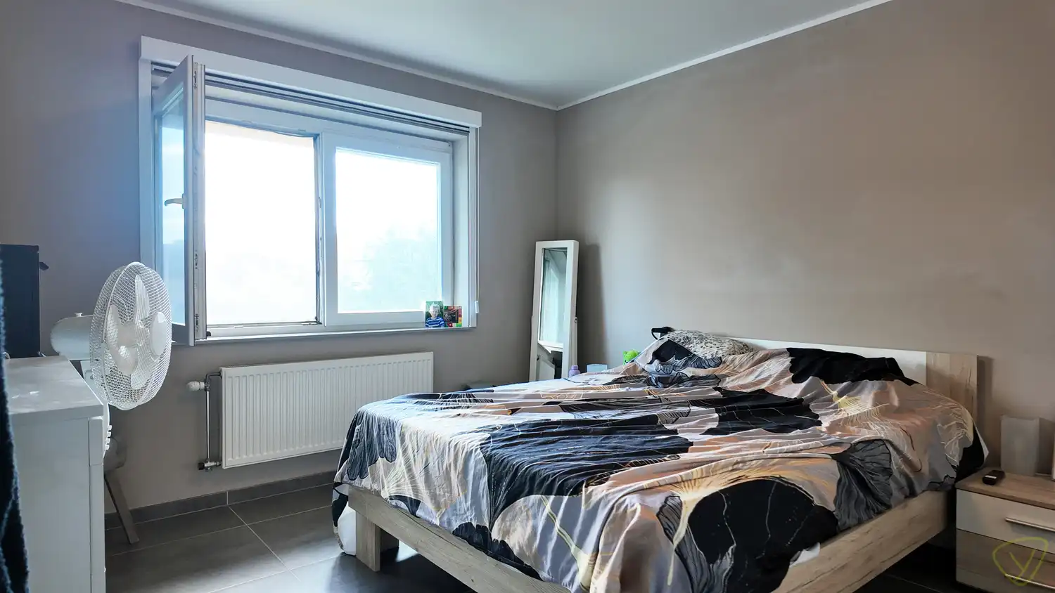 Ruime en moderne woning te huur in Maldegem met 4 slaapkamers en garage - perfect voor comfortabel wonen nabij alle voorzieningen! foto 13