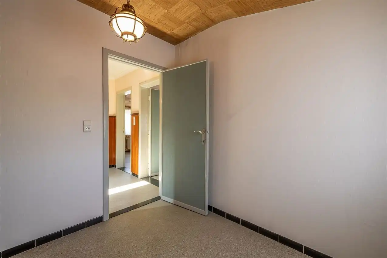 Degelijk woonhuis op topligging in Zichem op fietsafstand station foto 40