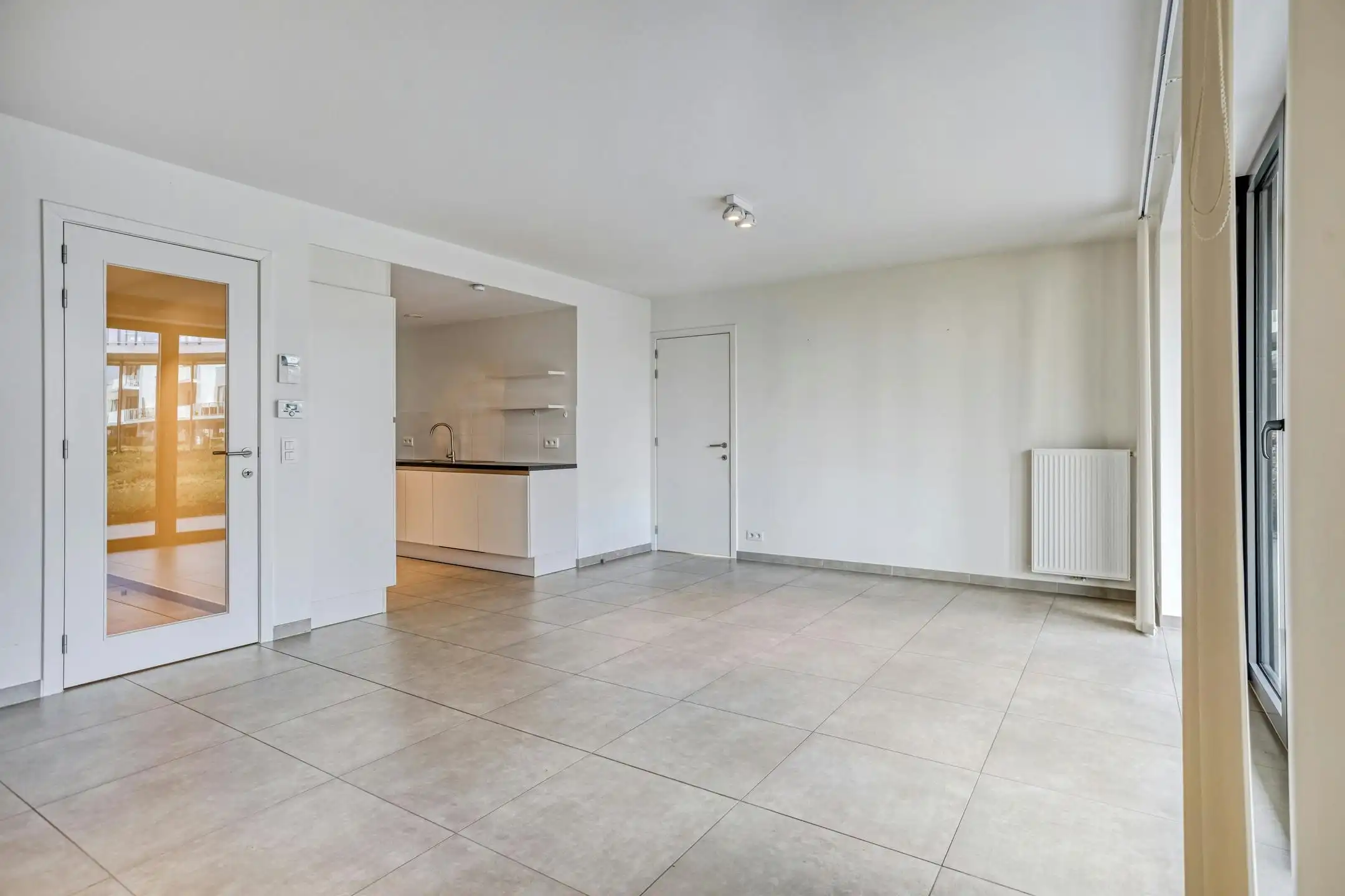 Appartement met staanplaats te koop in Sint-Michiels foto 2