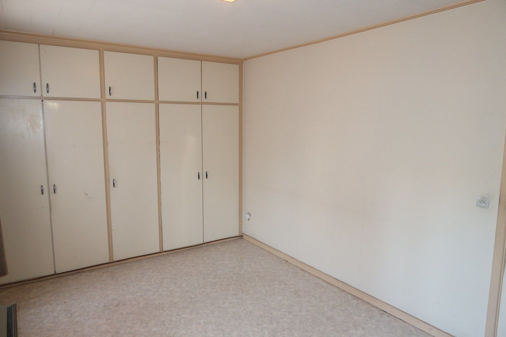 Te renoveren woning met 3 tot 4 slk en tuin foto 13