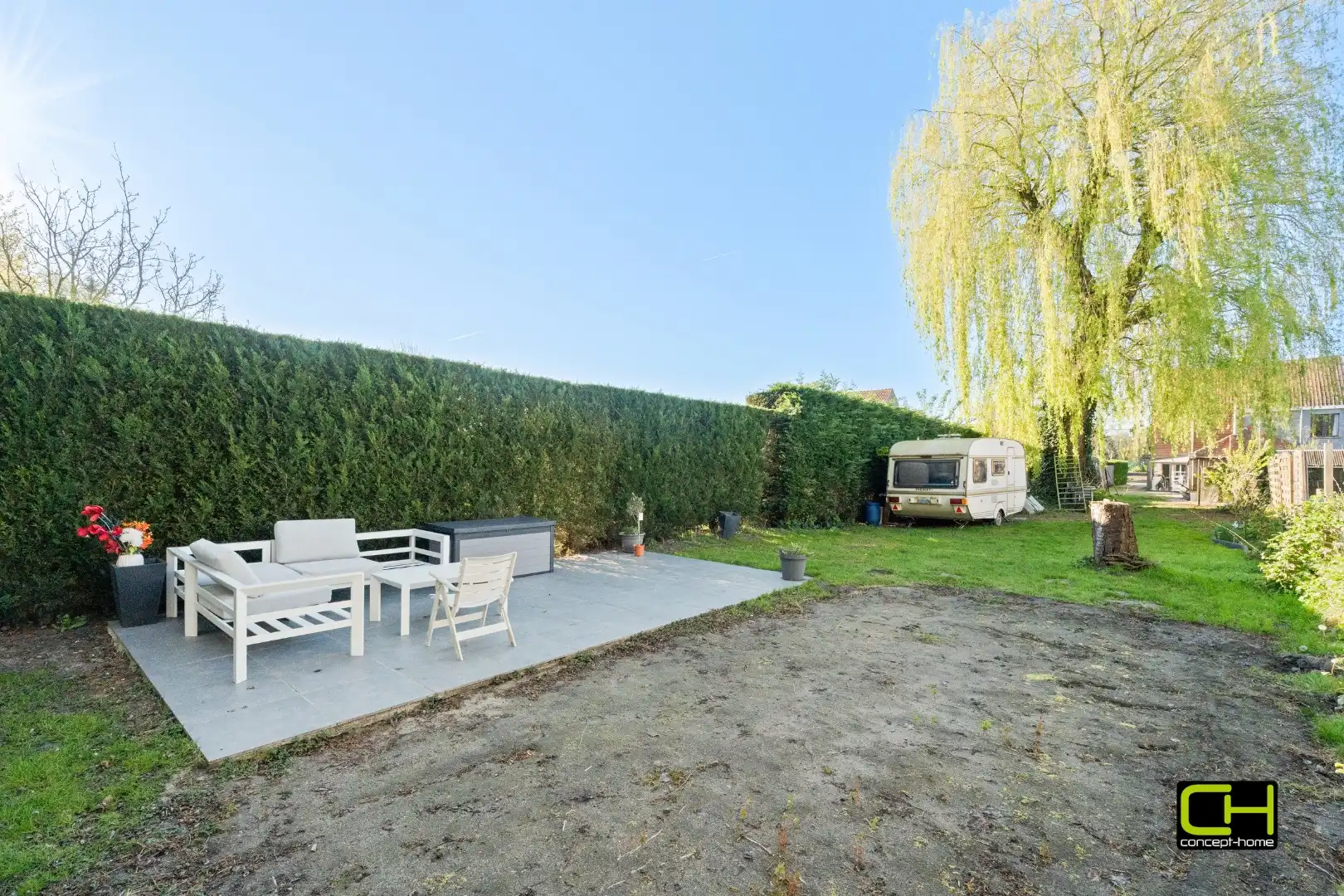 Halfopen bebouwing met zonnige tuin te koop in Lievegem foto 14