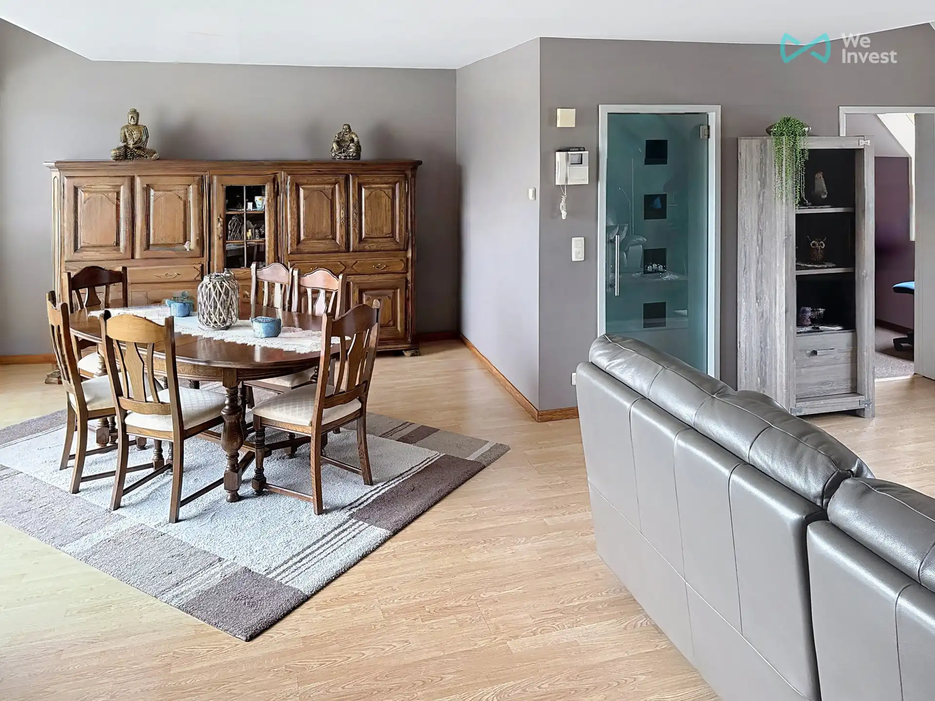 Ruim appartement in centrum met 3 slaapkamers,garage en lift foto 6