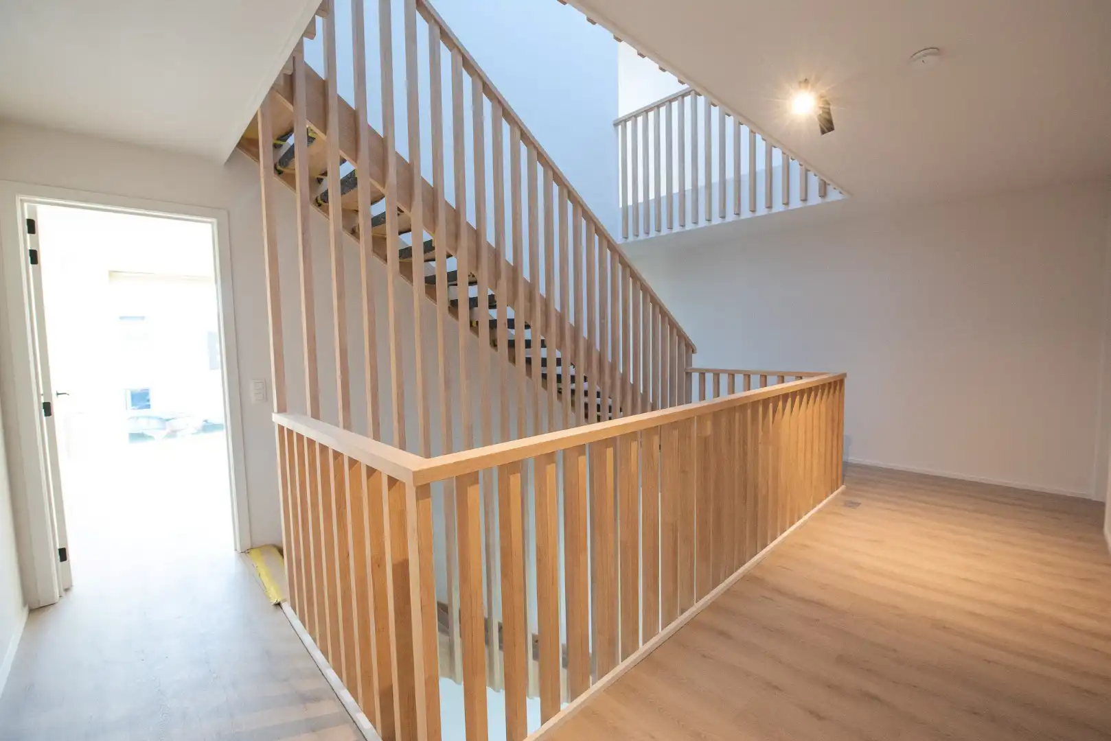 OPENDEURDAG; vrijdag 3 april 15u30 - 17u!! Ruime, moderne nieuwbouw te Waregem (mogelijk aan 6%) foto 11