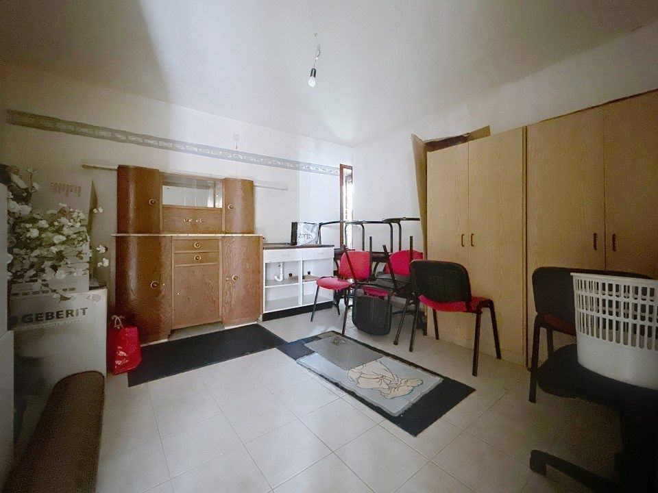 Gelijkvloers appartement in het centrum van Staden! foto 5