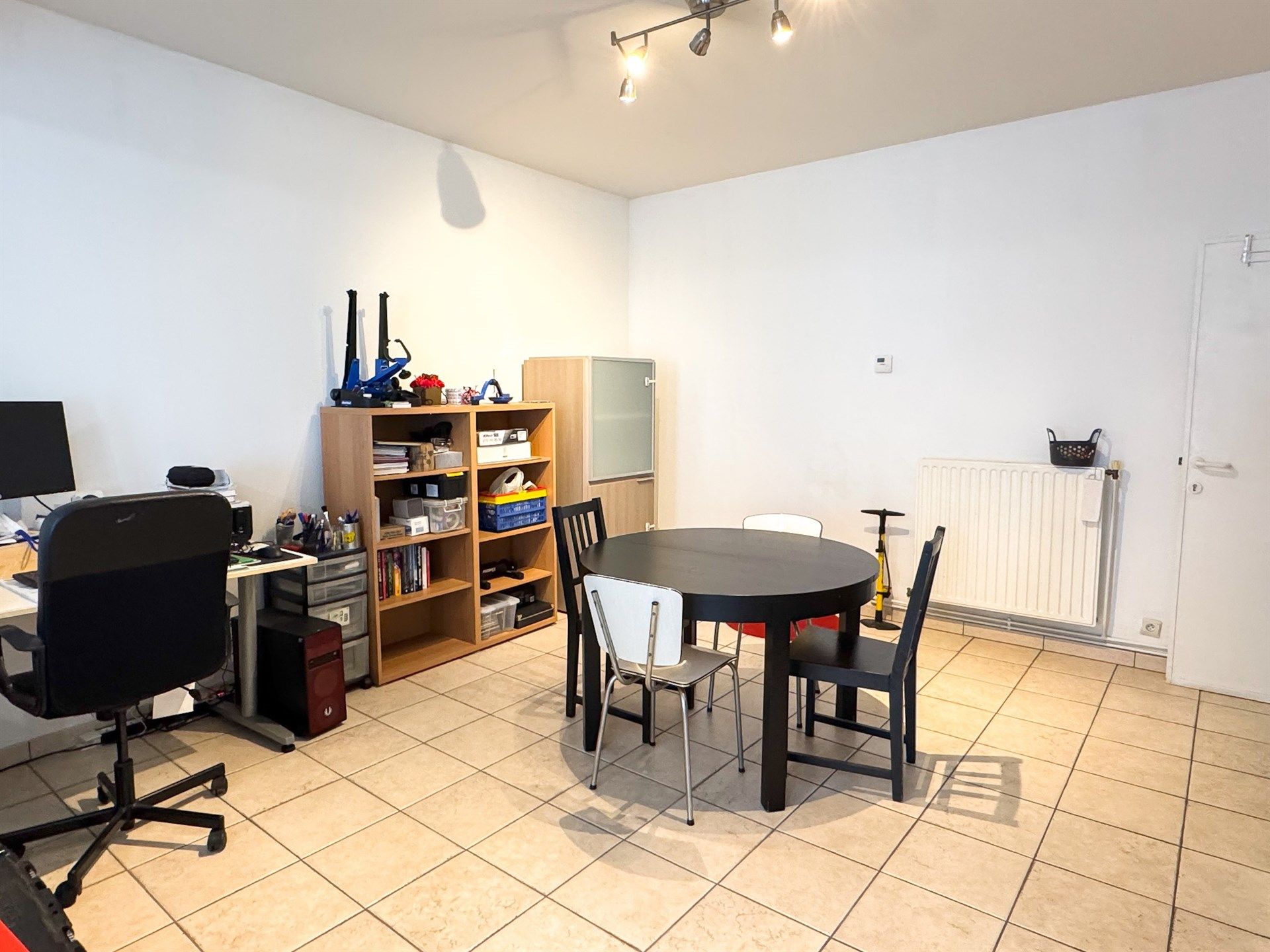 2 slaapkamerappartement nabij verschillende invalswegen! foto 4