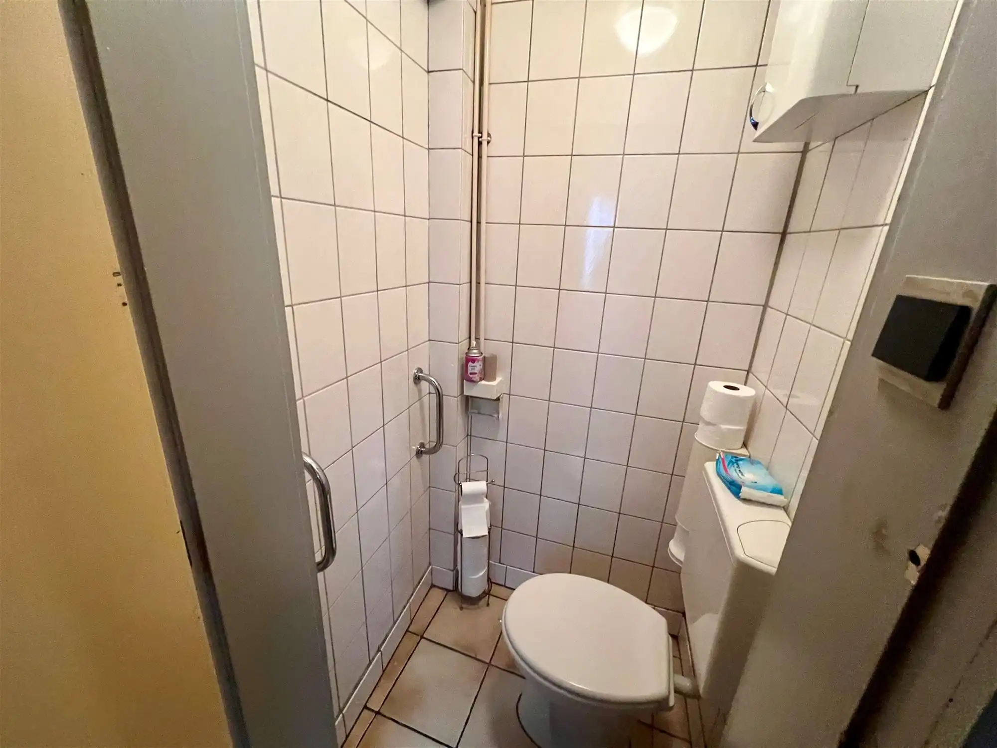 Hoekwoning nabij het centrum foto 9