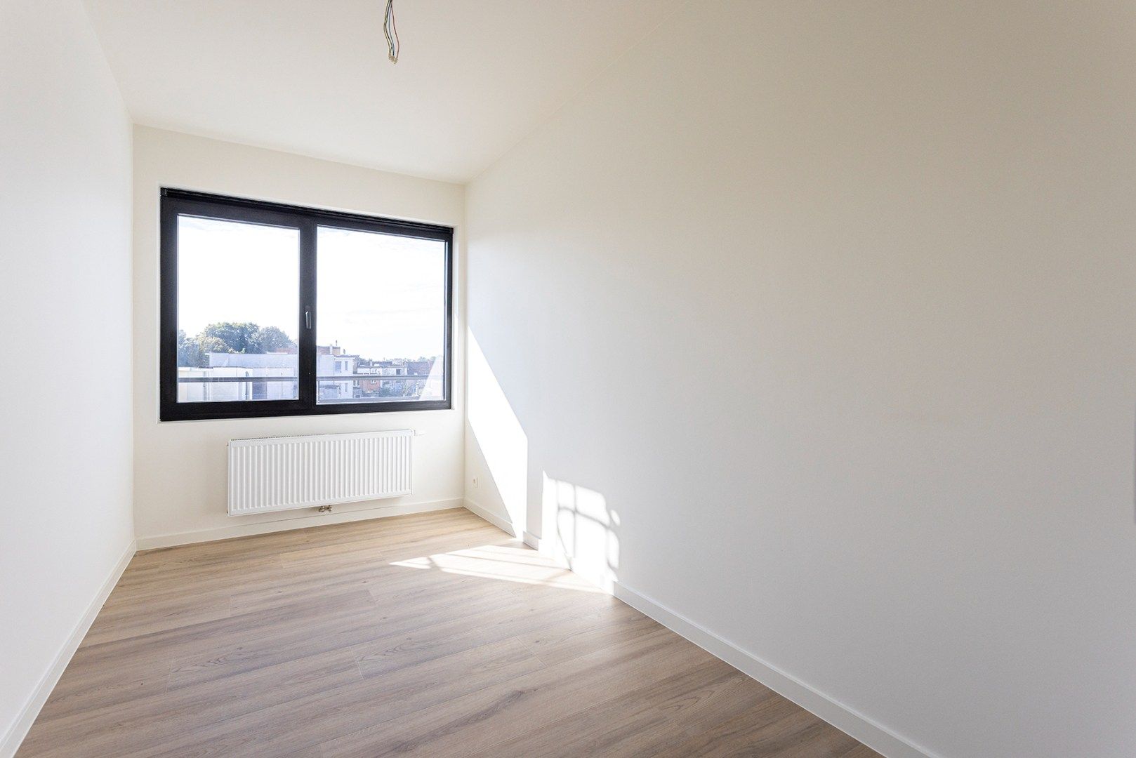 Ruim en modern appartement (vernieuwbouw) met 3 slpks nabij De Roma foto 7