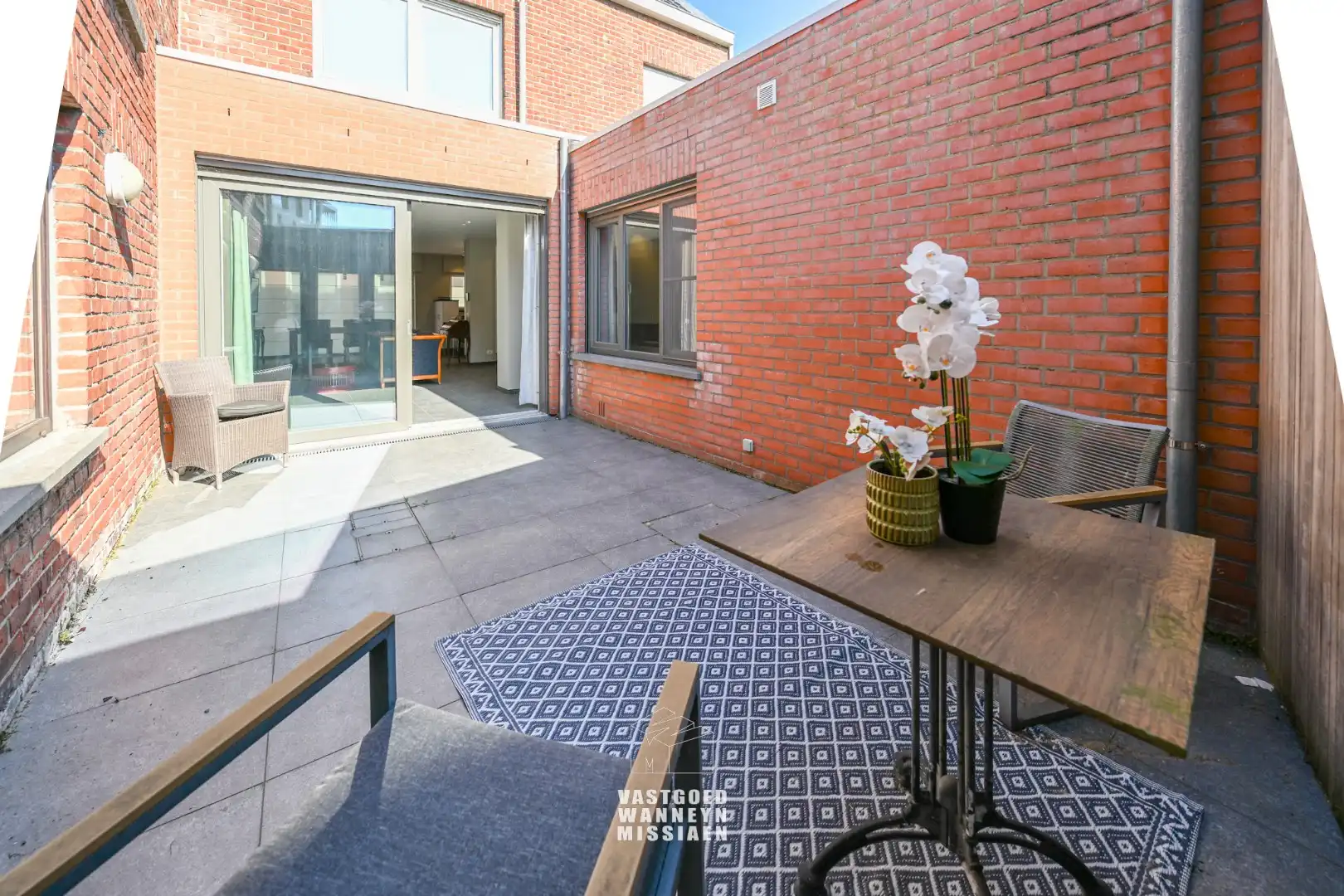Rolstoeltoegankelijke woning met gelijkvloerse slaap- en badkamer met zeer aangenaam patio terras foto 8