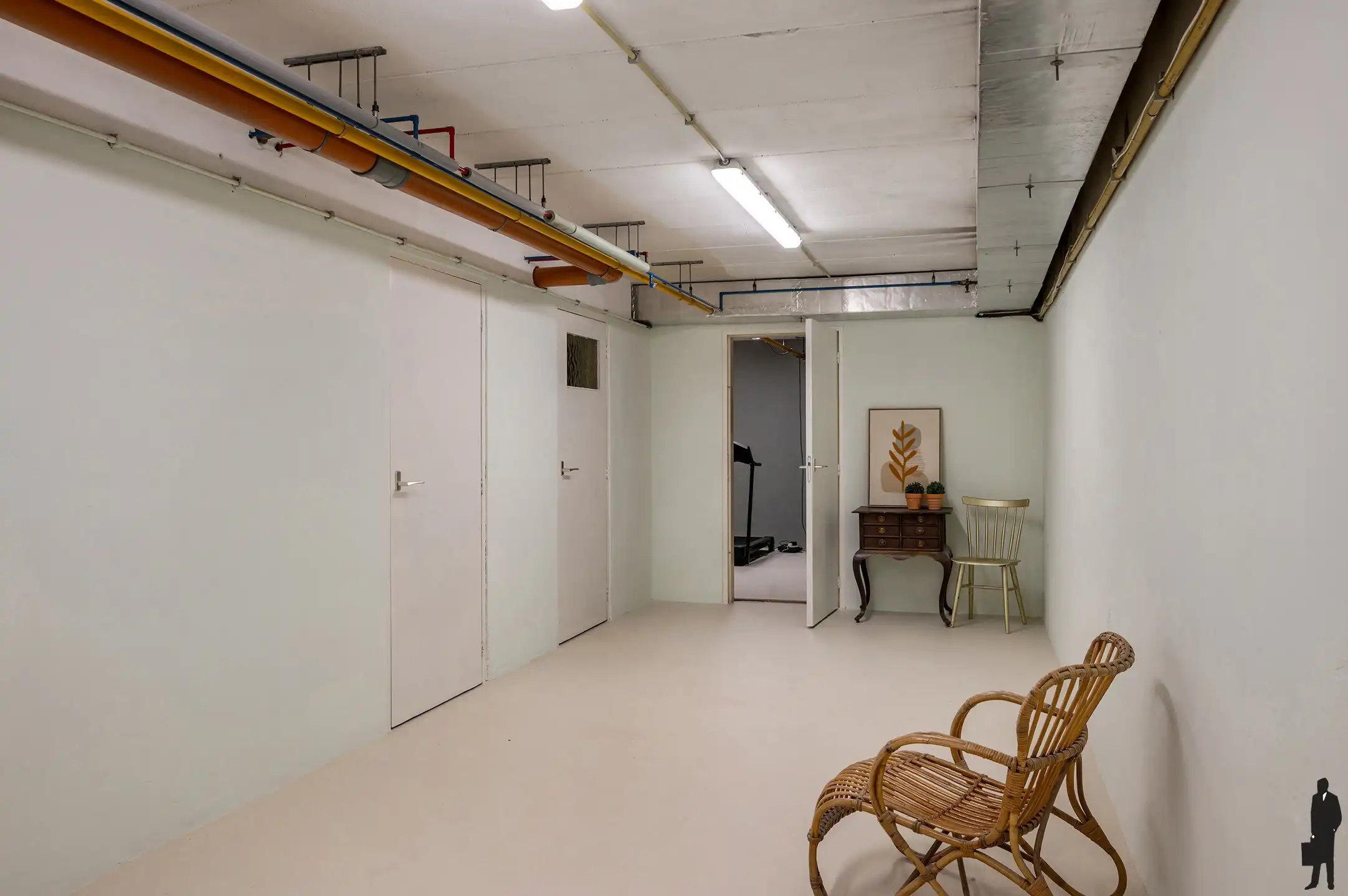 Volledig vernieuwde laagbouwvilla met 4 slaapkamers op residentiële ligging te Dennendael. foto 37