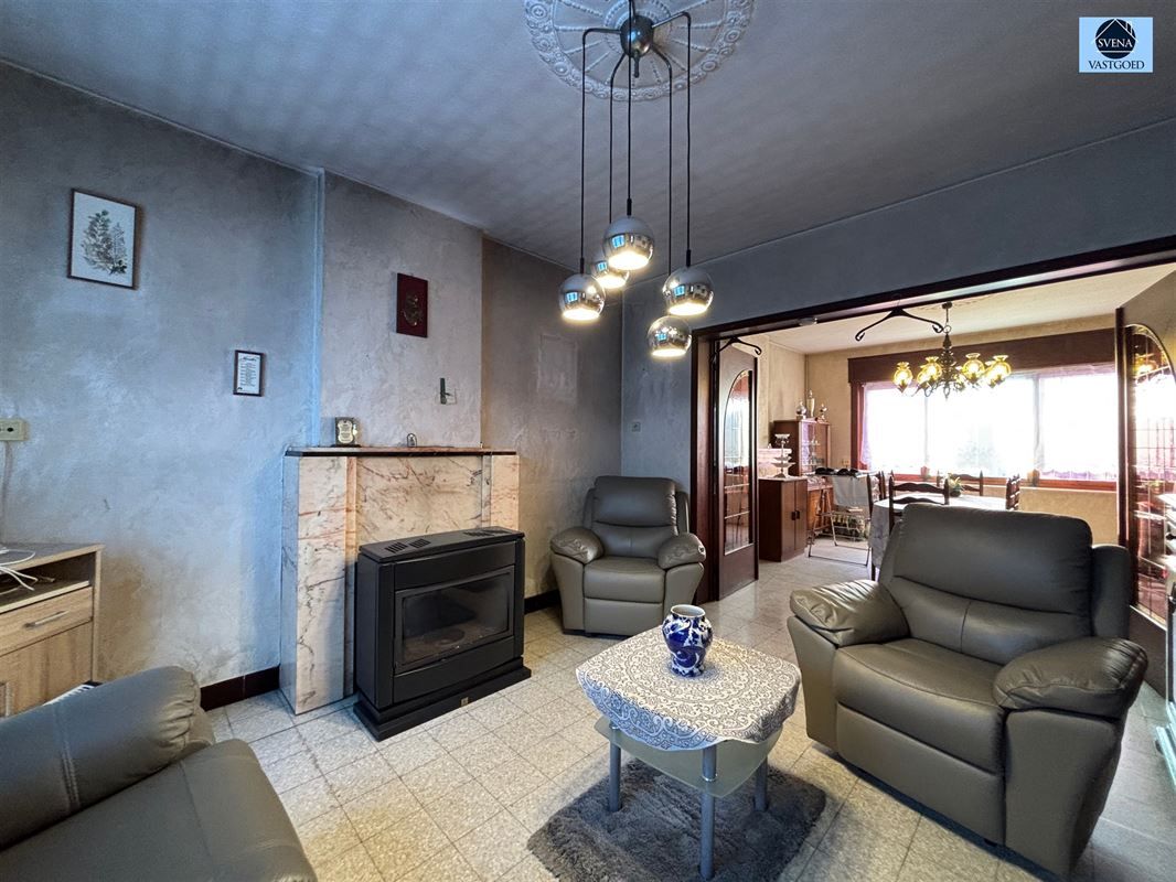 SOLIDE TE RENOVEREN WONING MET 3 SLAAPKAMERS, GARAGE EN TUIN foto 3