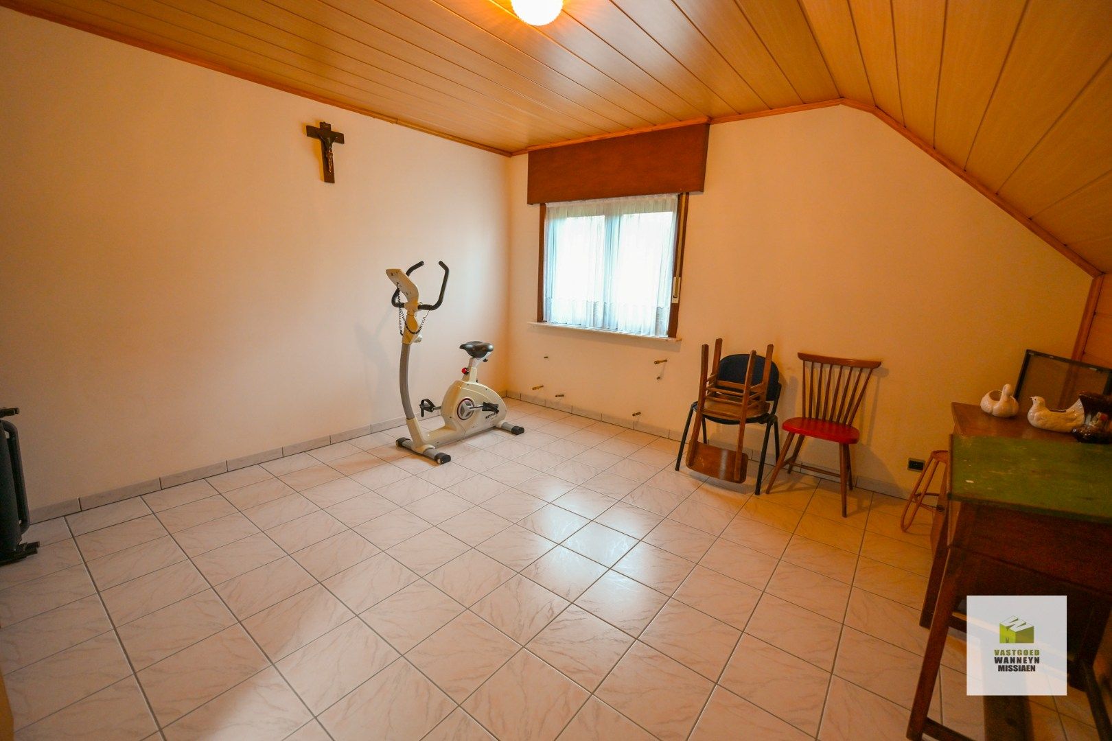 Zeer centraal en rustig gelegen ruime woning met 5 slaapkamers foto 17
