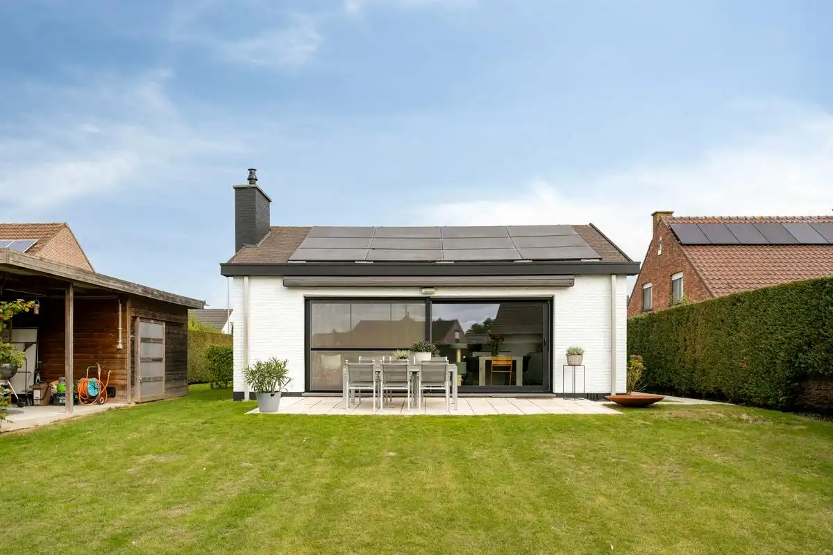 Gerenoveerde bungalow te koop in Kuurne! foto 20