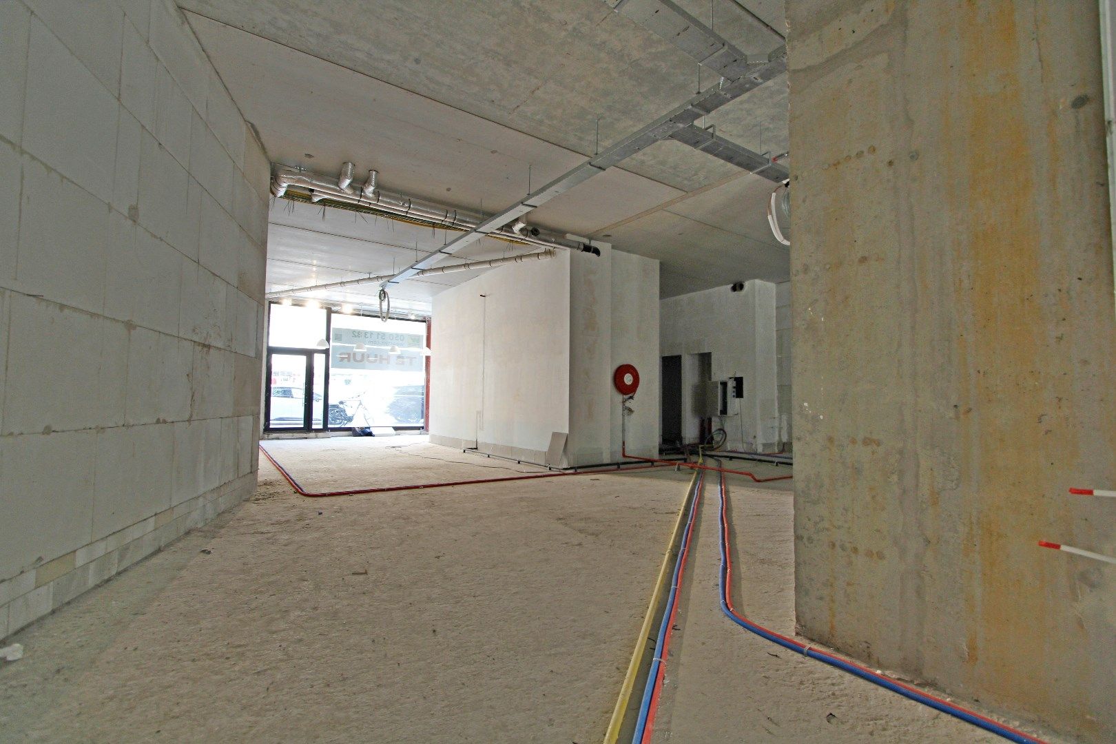 Multifunctionele ruimte omgeving Heldentorens Heist te huur (239m²) met laadkade foto 8