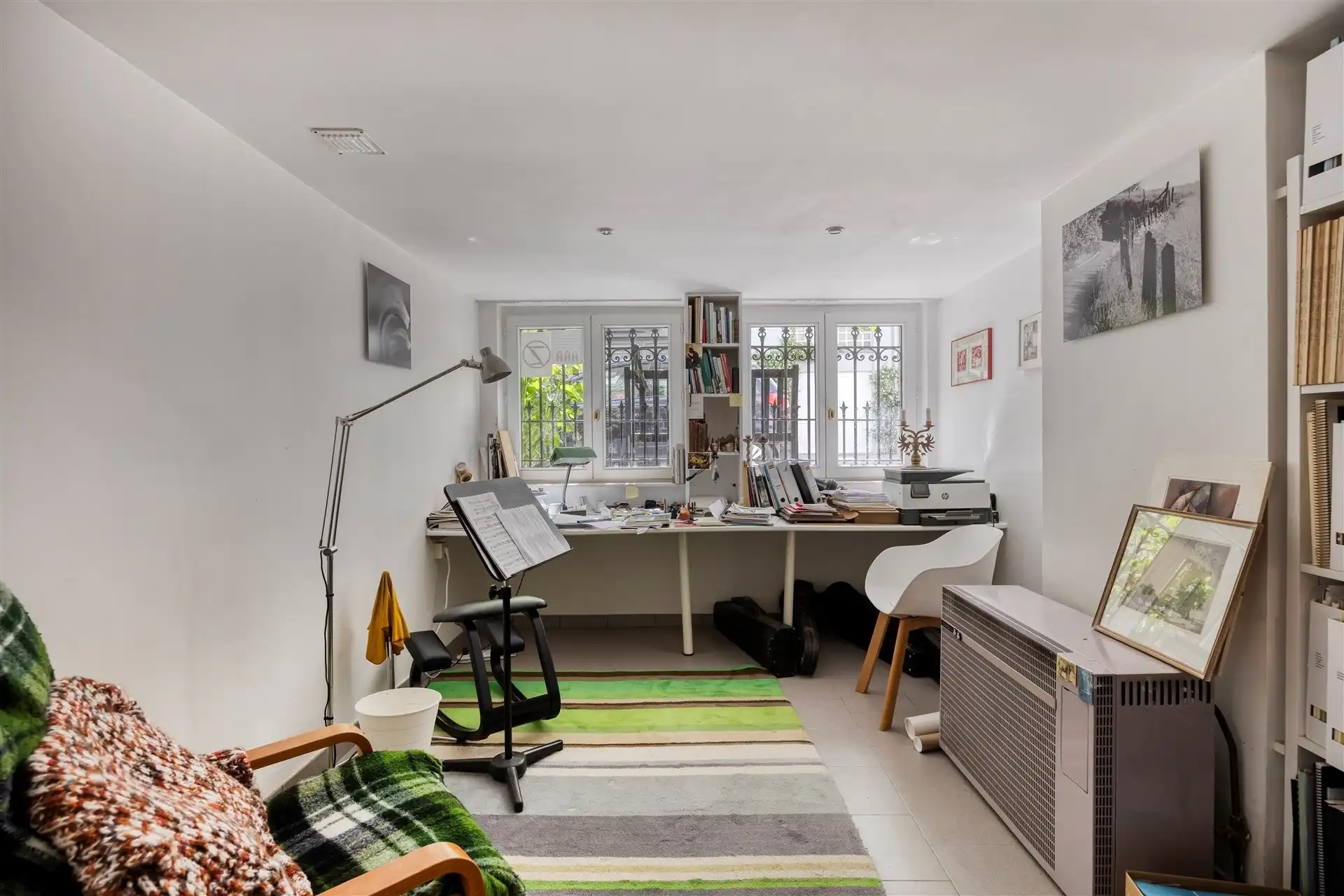 Dubbel herenhuis met 6 slpk, 2 terassen, dubbele garage en royale ruimte, perfect gelegen nabij Museum en Marnixplaats foto 32