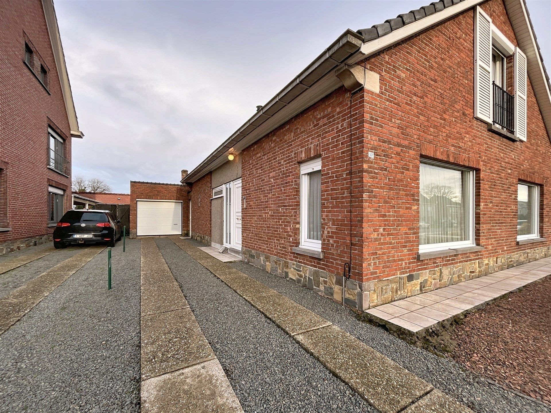 Ruime woning met 3 slaapkamers en grote garage op perceel van 1148 m² met zicht op oneindig groen.  foto 21