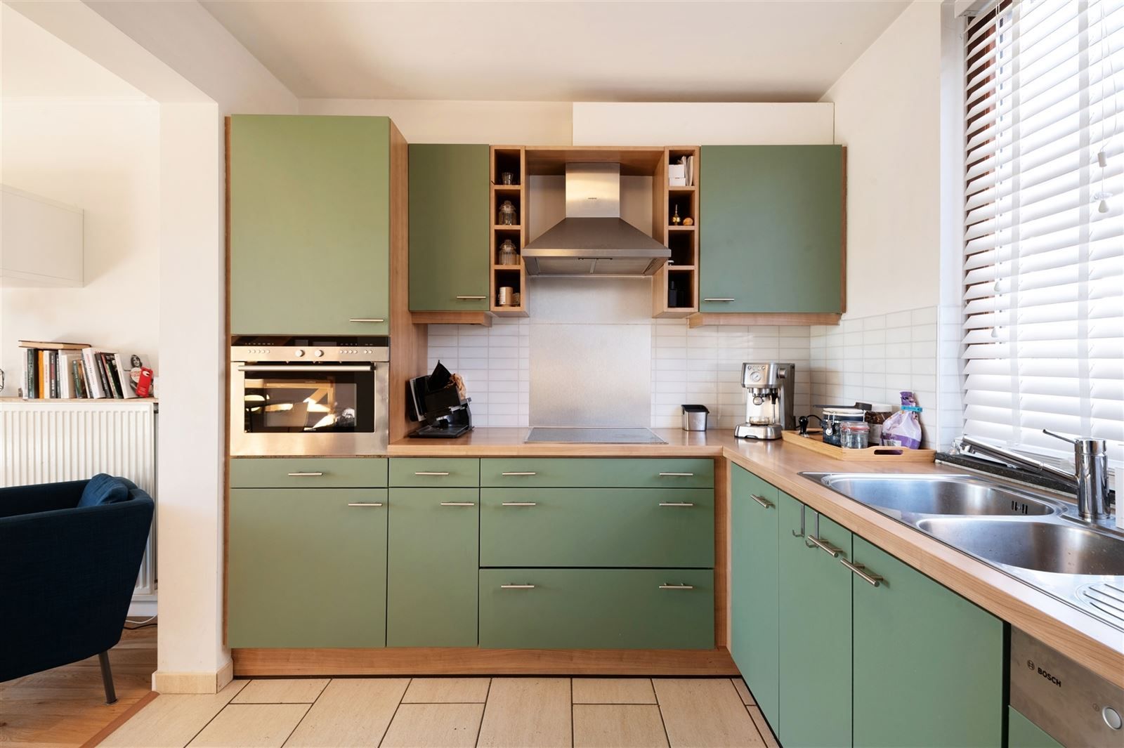 Gezinswoning met tuin en parkeergelegenheid! foto 7