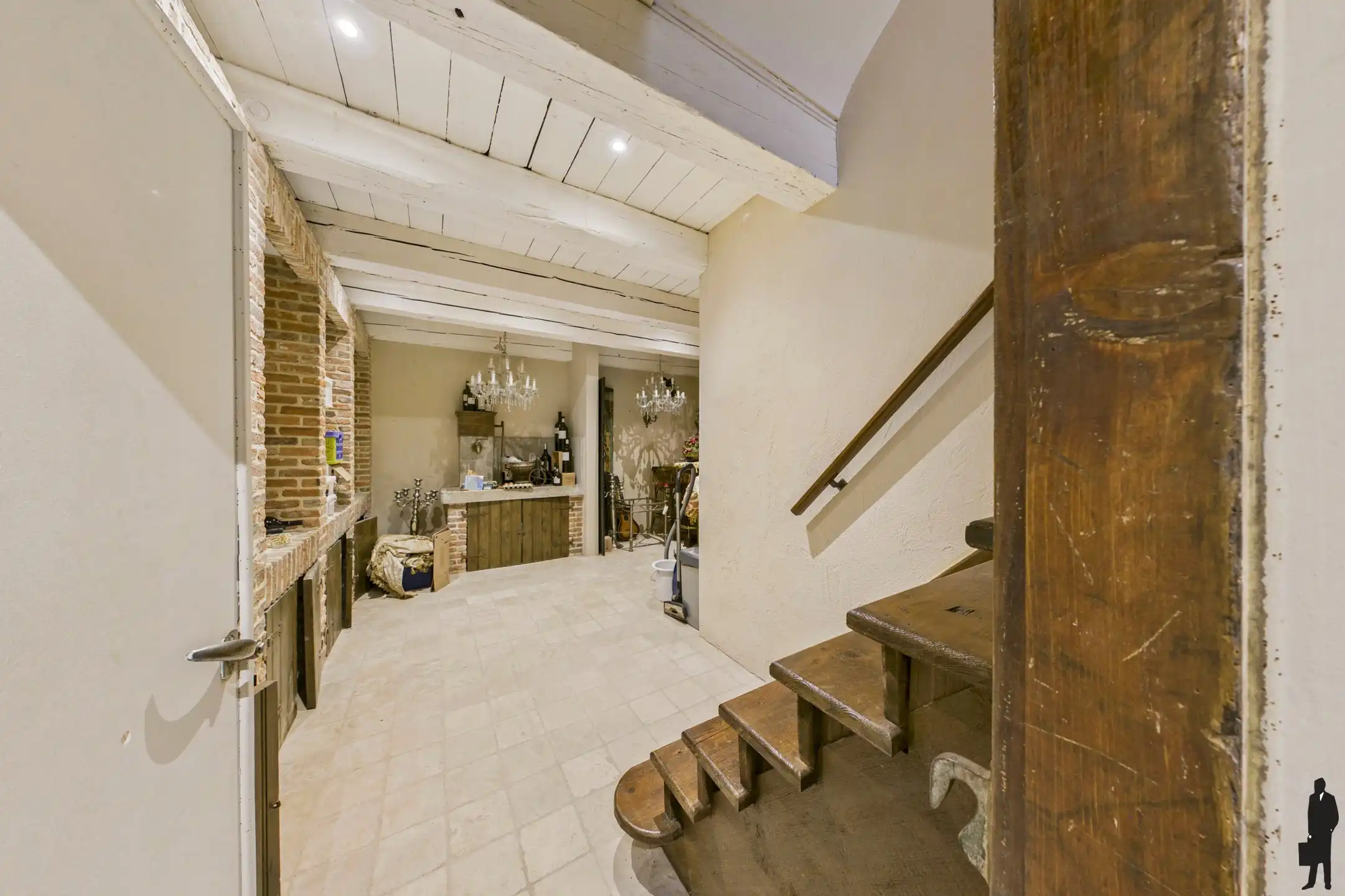 Tijdloze villa met 5 slks, 2 bdks en buitenzwembad foto 26