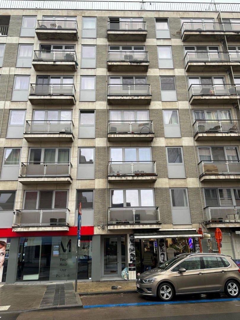 Gerenoveerd instap klaar bemeubeld 1 slaapkamer appartement in Leuven centrum foto {{pictureIndex}}