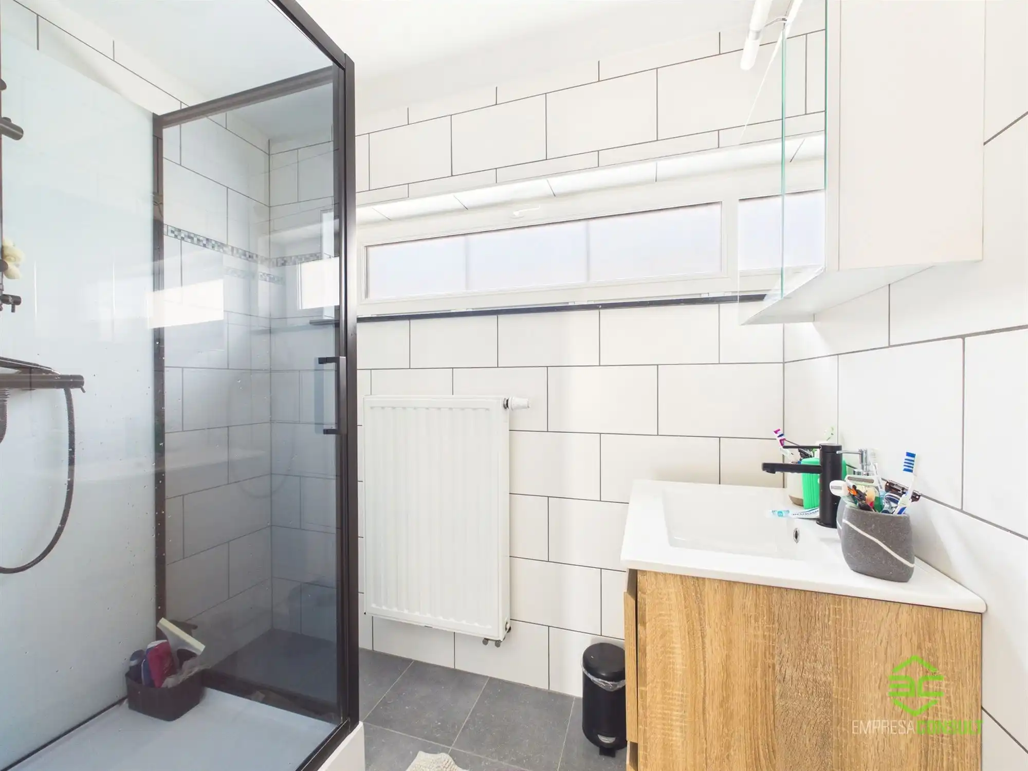 Instapklare gezinswoning op een rustige ligging in Velm! foto 20