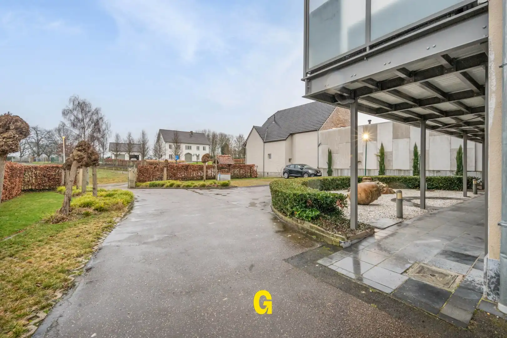 Twee slaapkamer appartement met mooi terras, 2 standplaatsen en mogelijkheid tot het bijkopen van extra berging of hobbyruimte foto 15