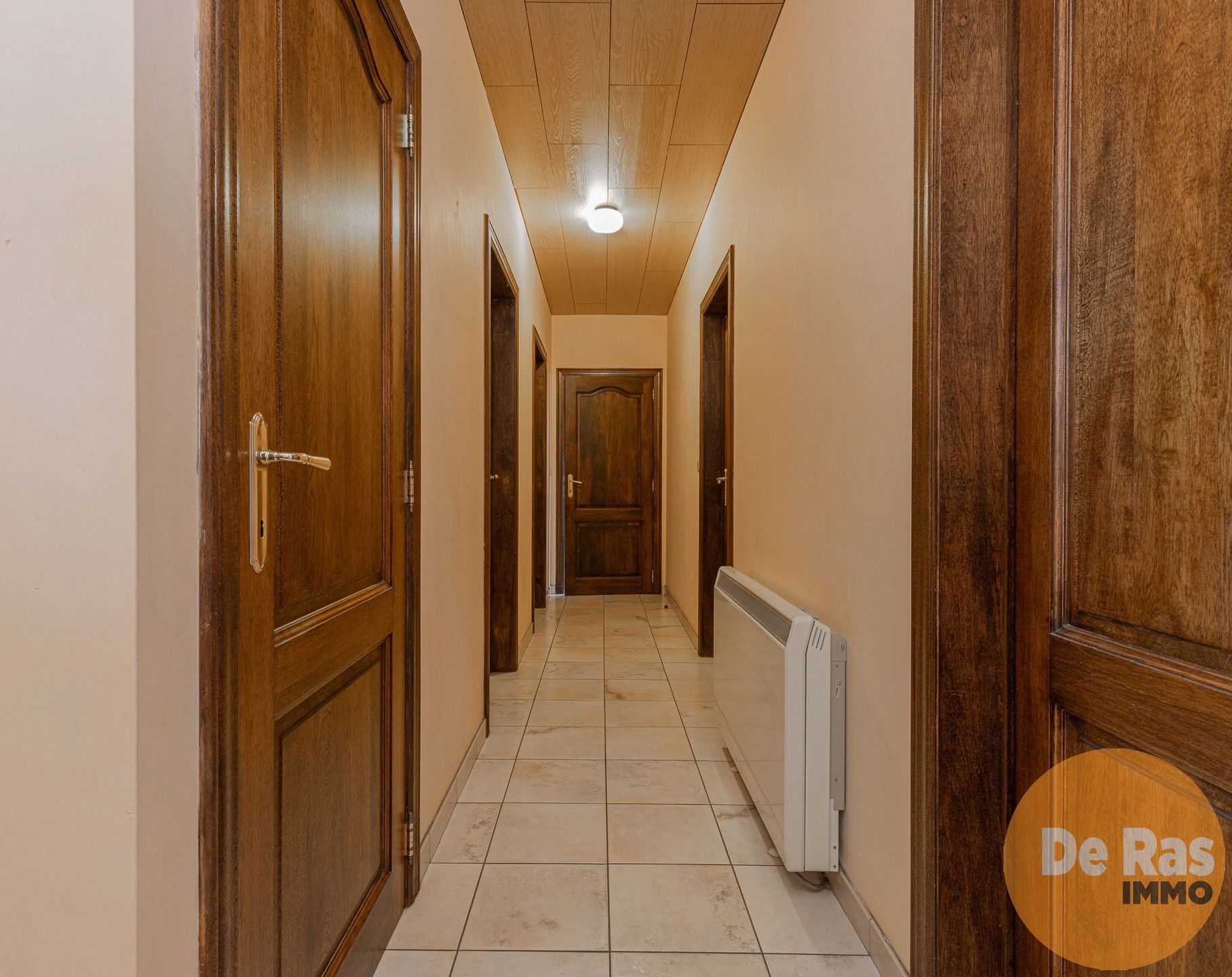 WICHELEN - Goed onderhouden woning op goede locatie met tuin foto 7