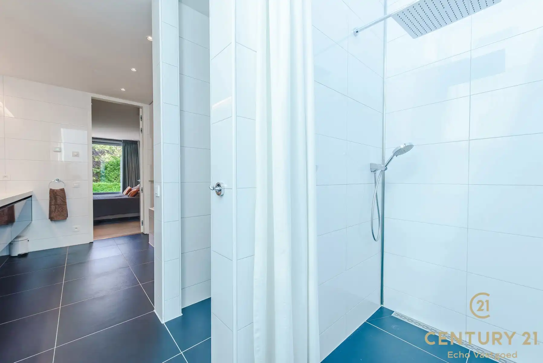 Exclusieve onderhouden architectenvilla in villawijk De Lint foto 22