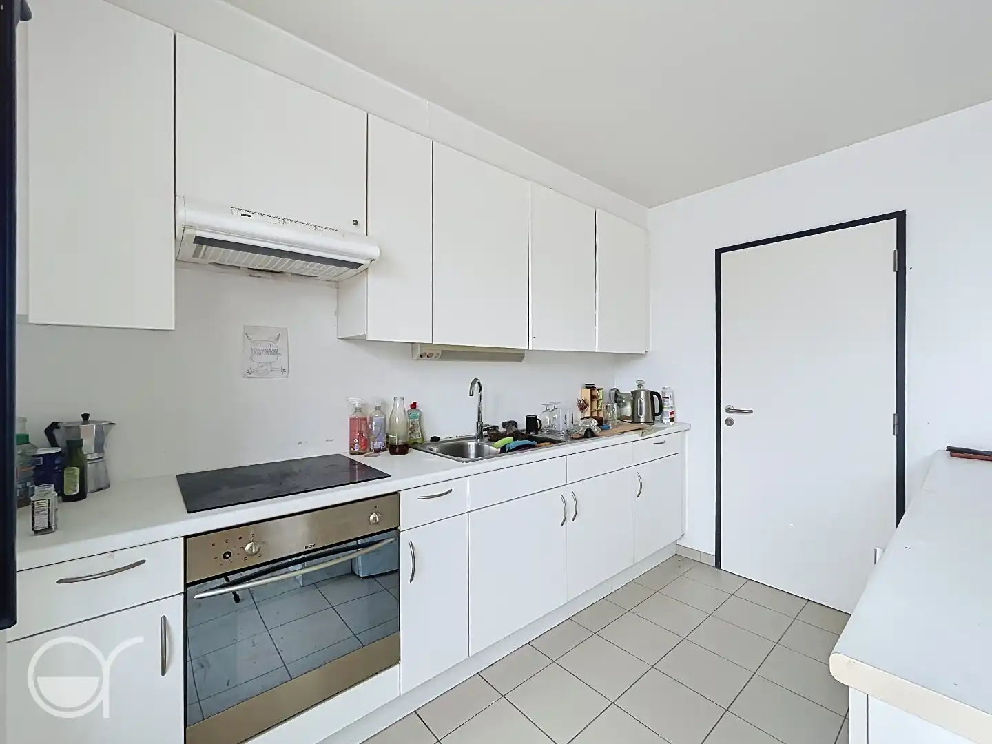 Lichtrijk tweeslaapkamerappartement nabij Gent Sint-Pieters foto 4
