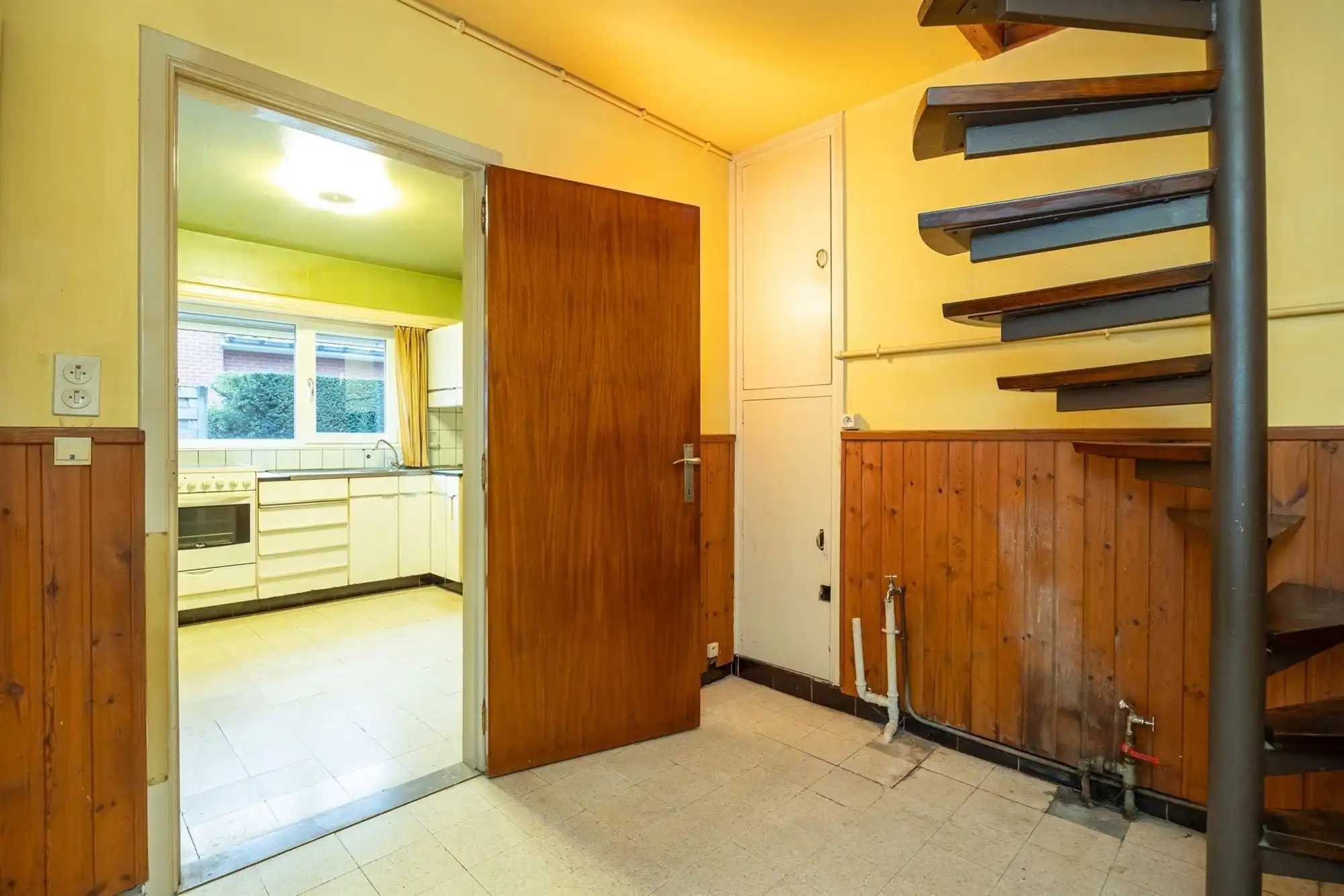 Open bebouwing op een perceel van 566m² foto 14