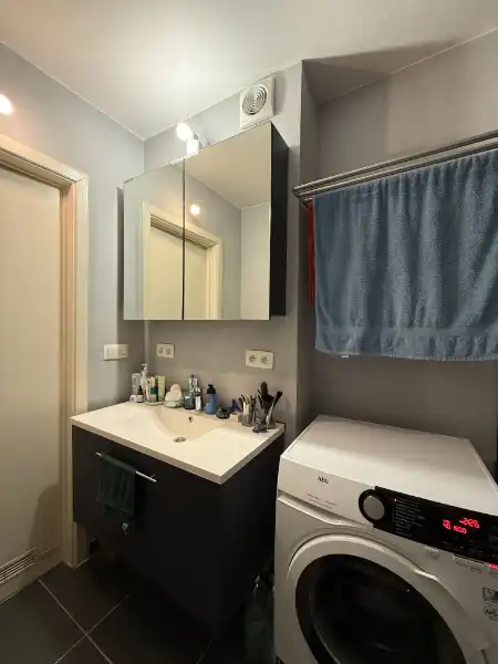 Lichtrijk 2-slaapkamerappartement tussen Dampoort en St-Jacobs foto 12