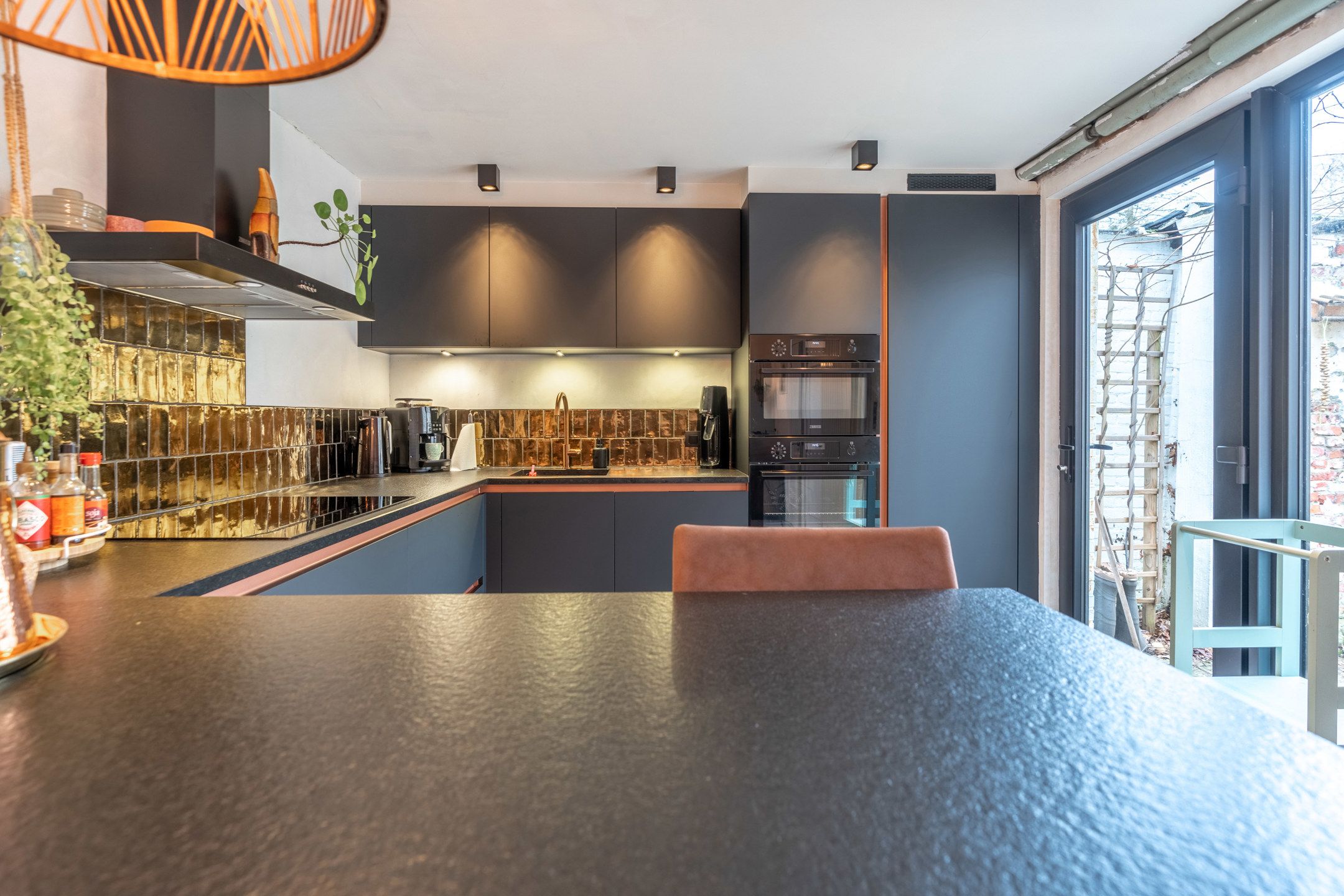Verrassend ruime gezinswoning met praktijkruimte te Turnhout foto 6