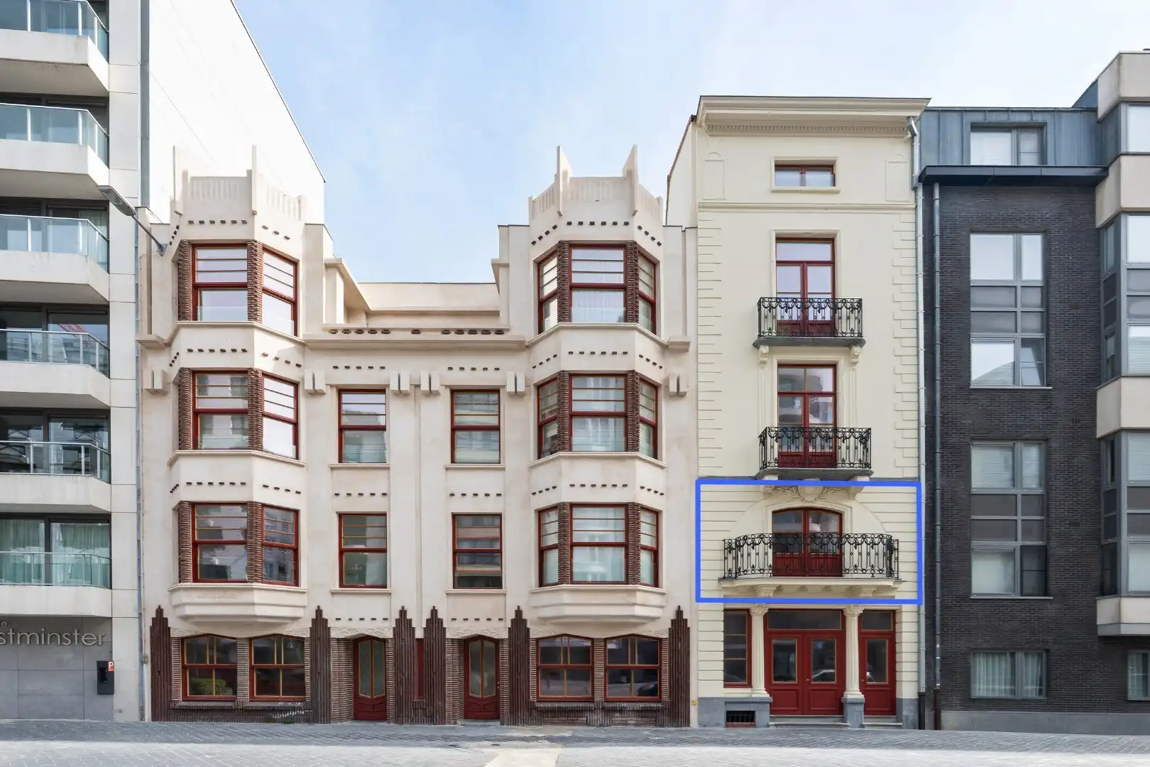Karakter-appartement in Oostende – comfortabel wonen met privatieve lift en terras nabij Achturenplein foto 15