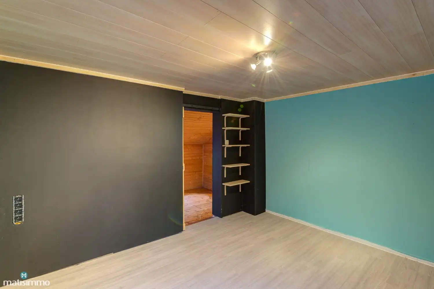 TE RENOVEREN WONING OP UITGESTREKT PERCEEL  IN HET RUSTIGE EN GROENE AS foto 24