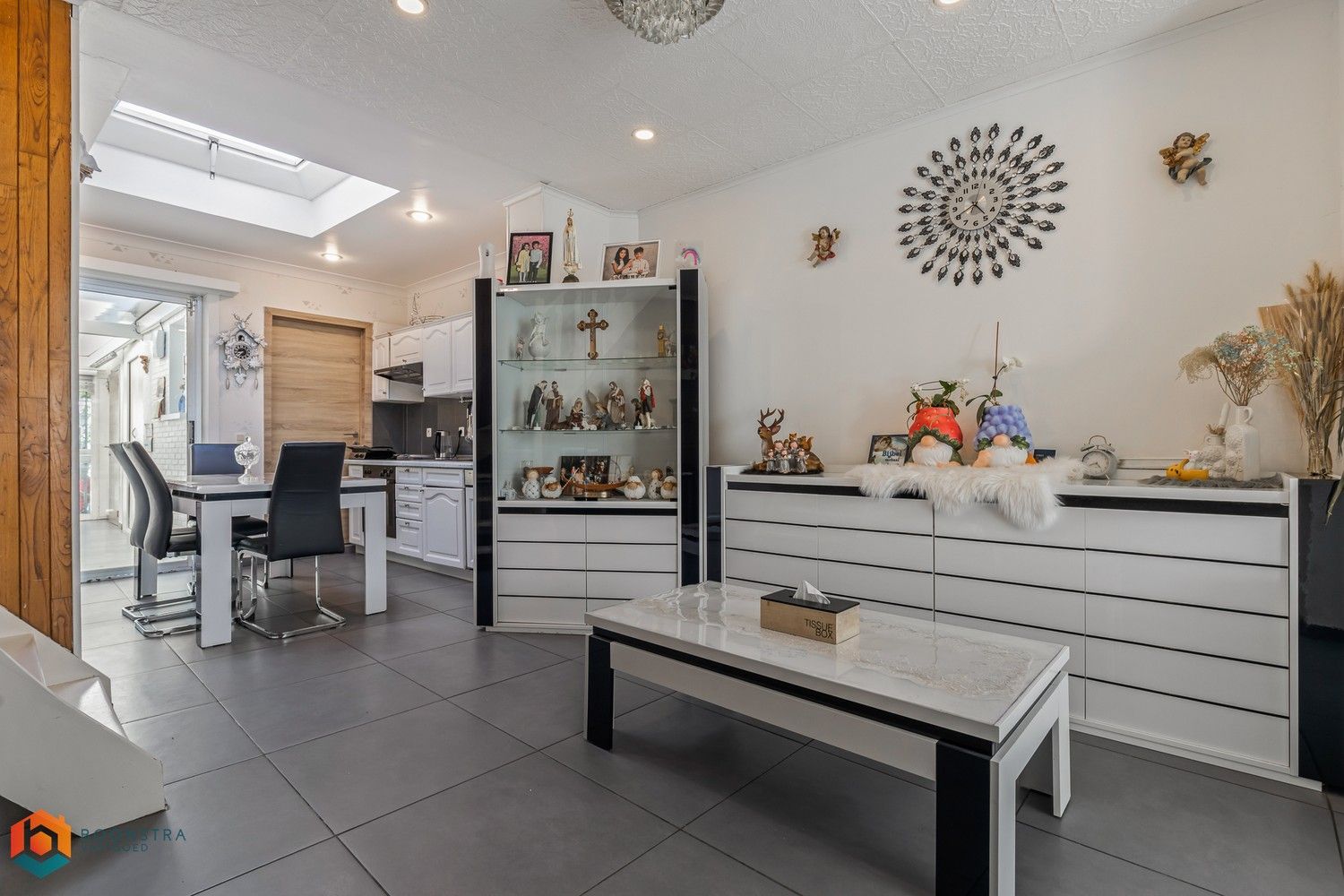 Instapklare woning met 3 slpkrs en garage foto 6