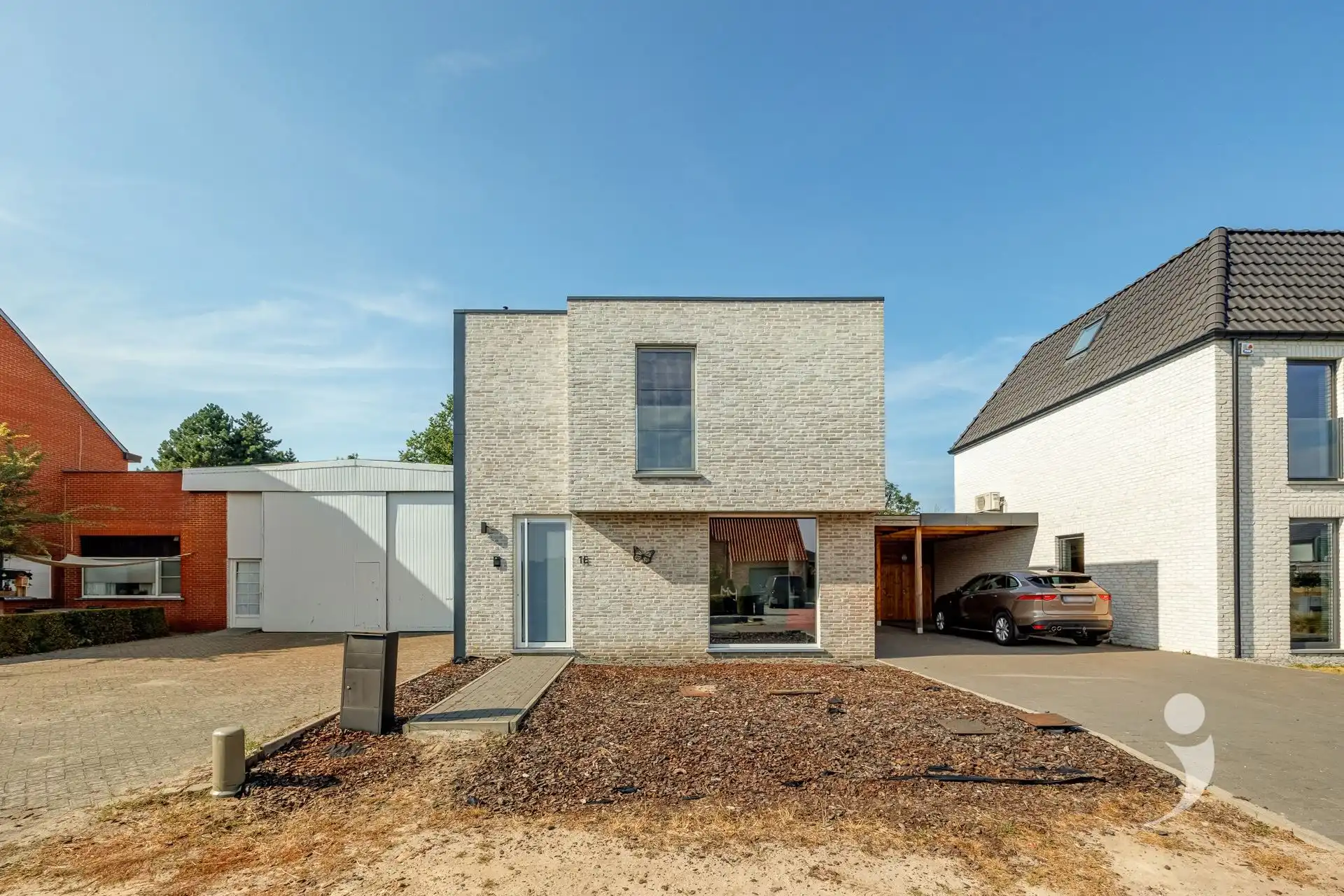 Prachtige recente woning te Zammel!  foto 32