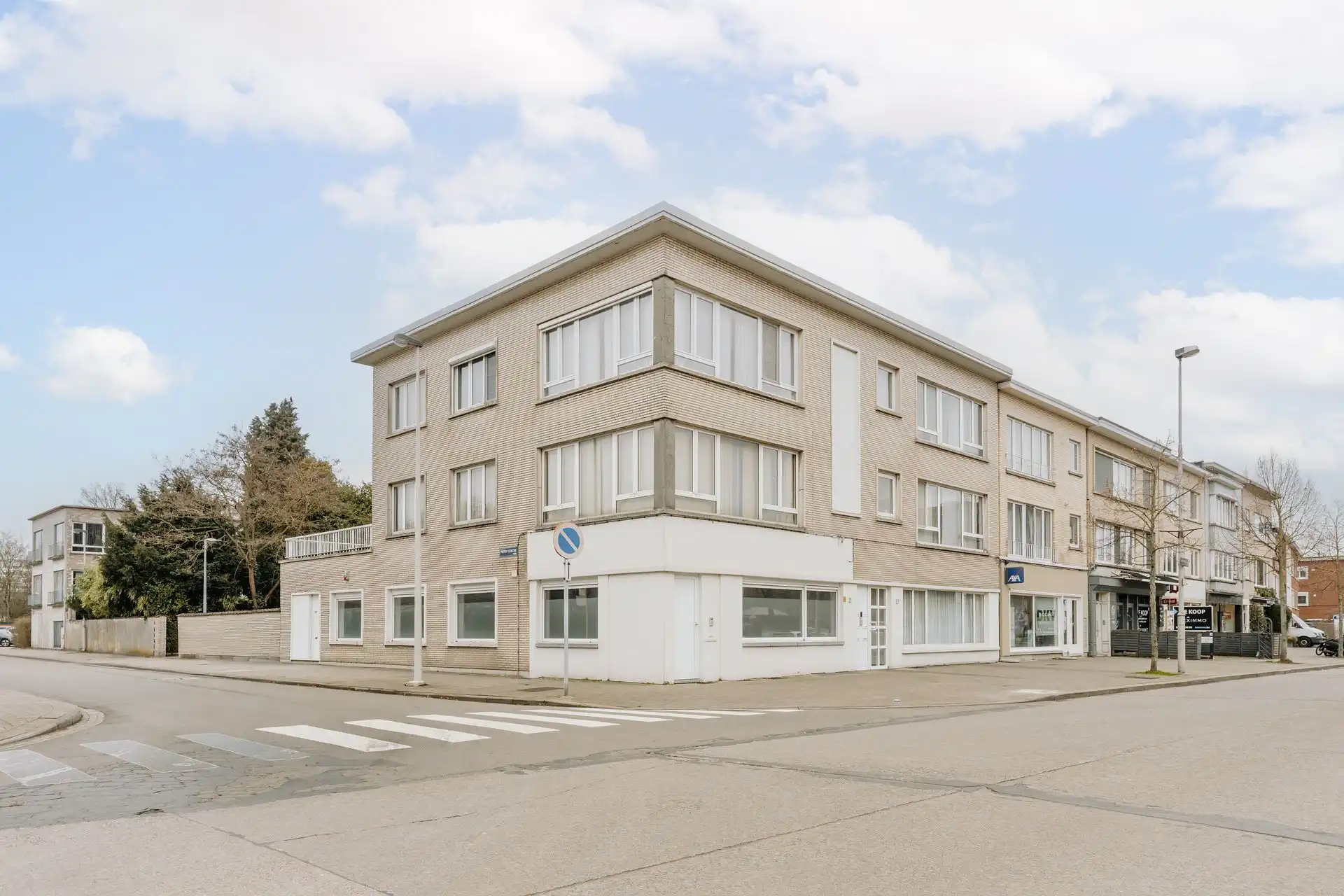 Ruim 3-slaapkamerappartement met karakter en autostaanplaats foto 20