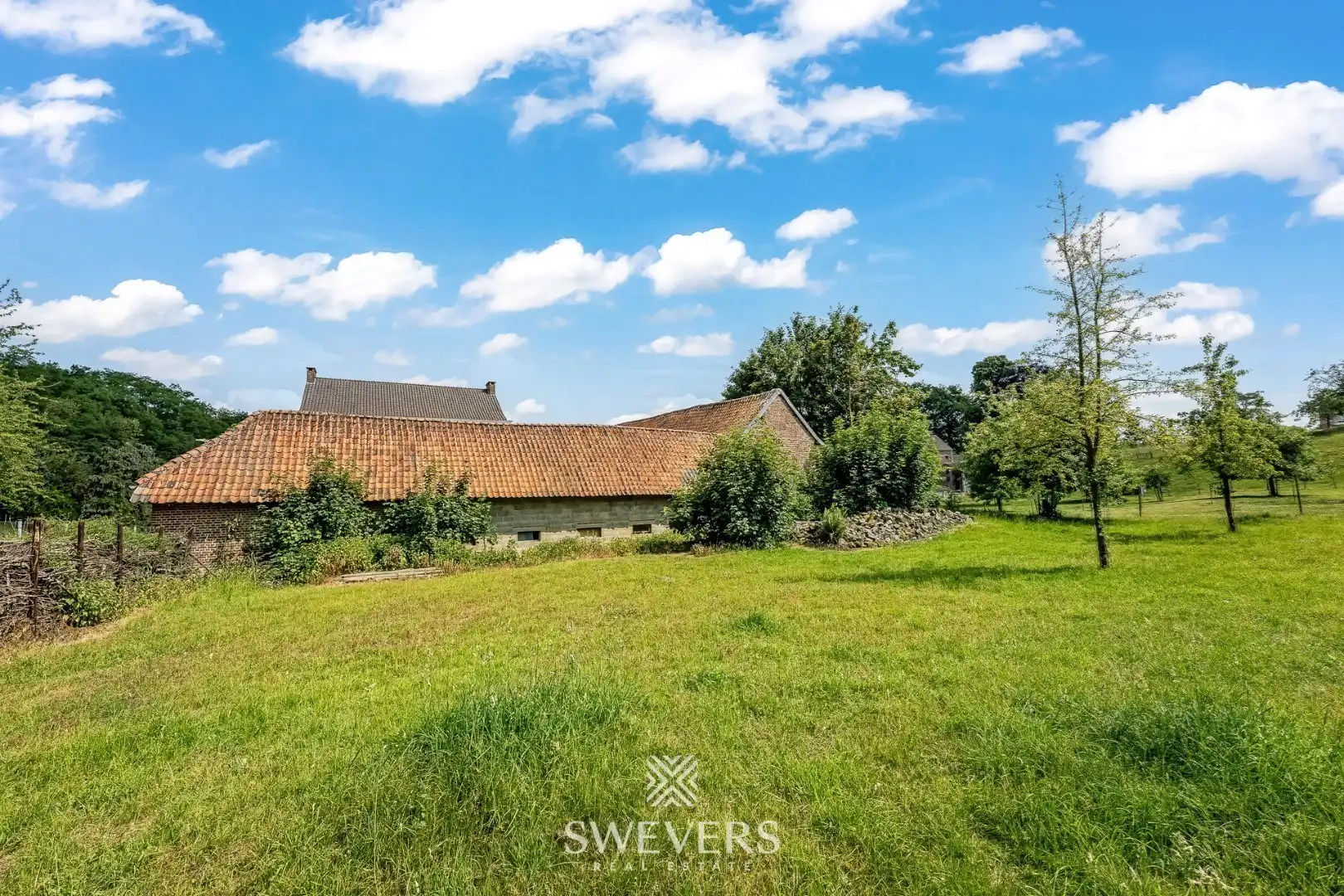 Authentiek herenhuis op 77a met stallingen foto 31