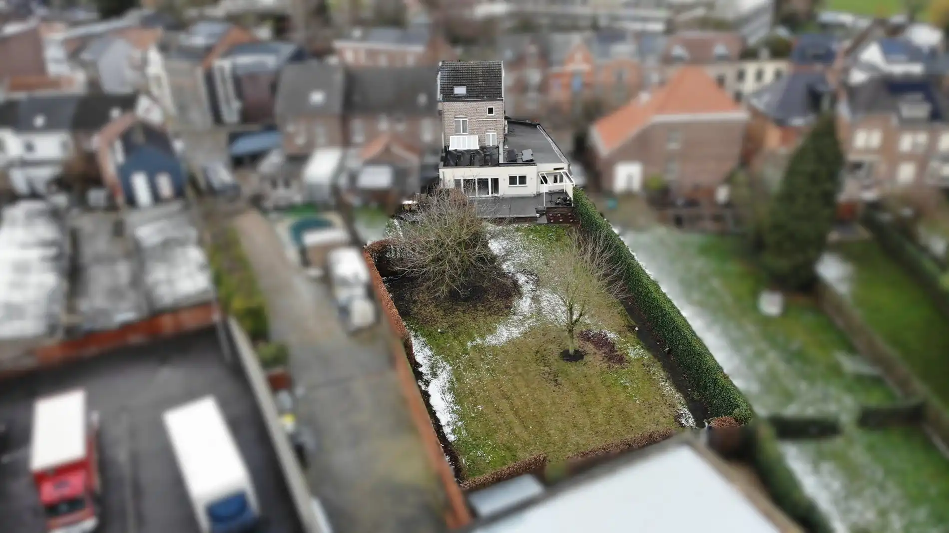 Unieke woning met tuin en 4 slaapkamers op topligging in Tongeren foto 37