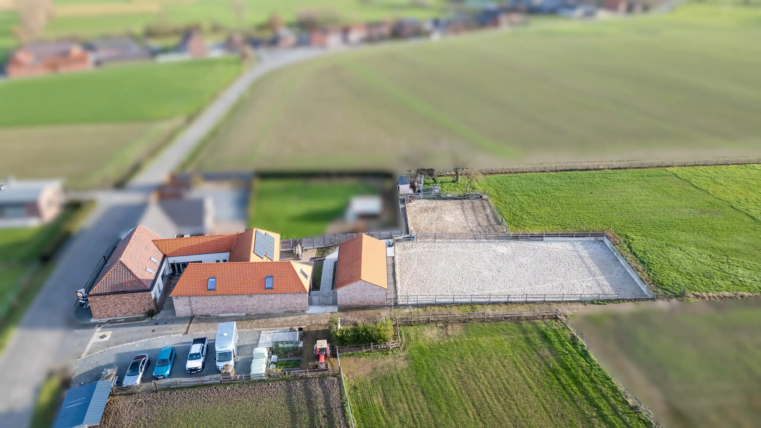 LIERDE -  Rustig gelegen vierkantshoeve op 1,5 ha foto 5