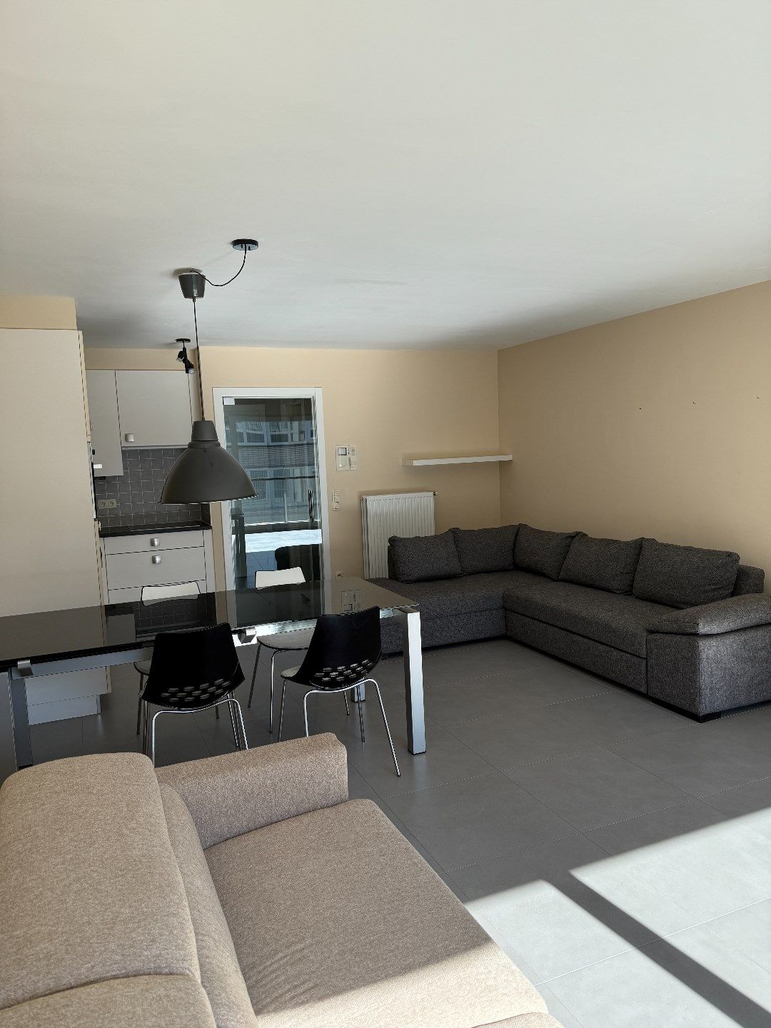 Moderne, instapklare studio in het bruisende hart van Oostende! foto 4
