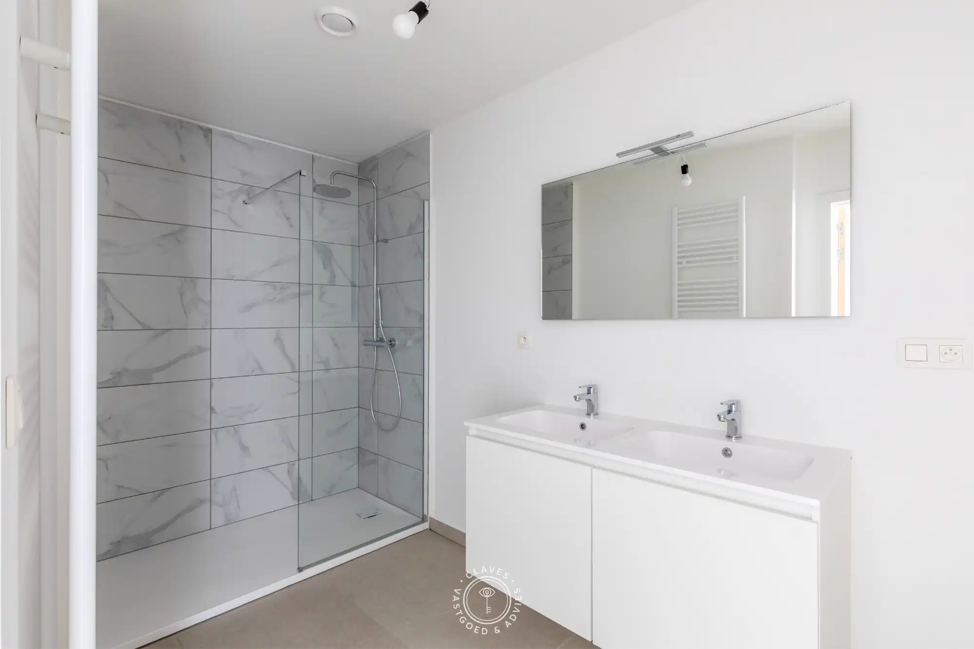 Gerenoveerd appartement met A-label in het hartje van Lokeren foto 6